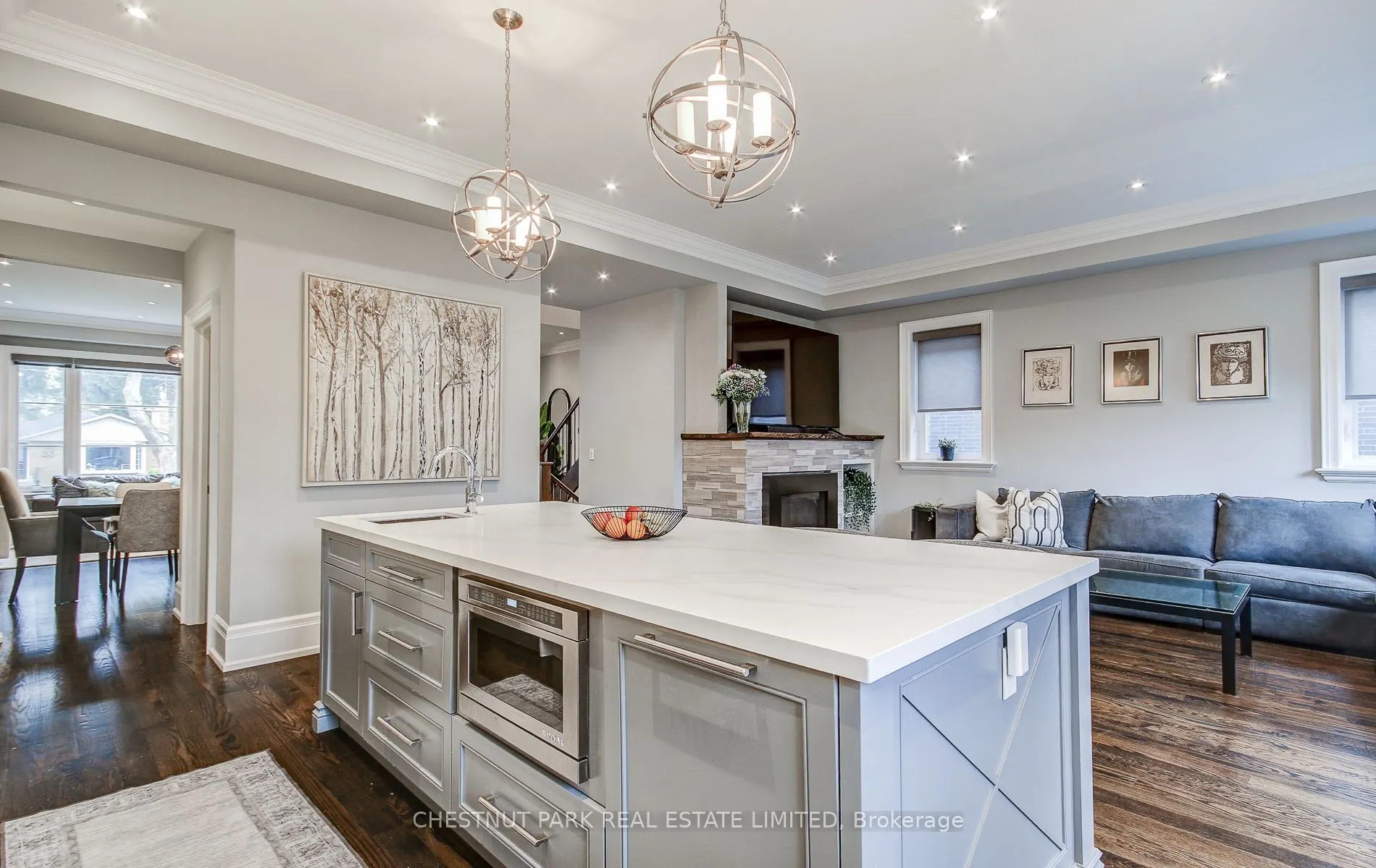 22 Lesmar Drive