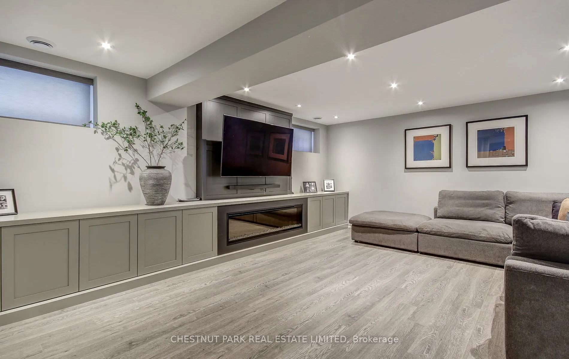 22 Lesmar Drive