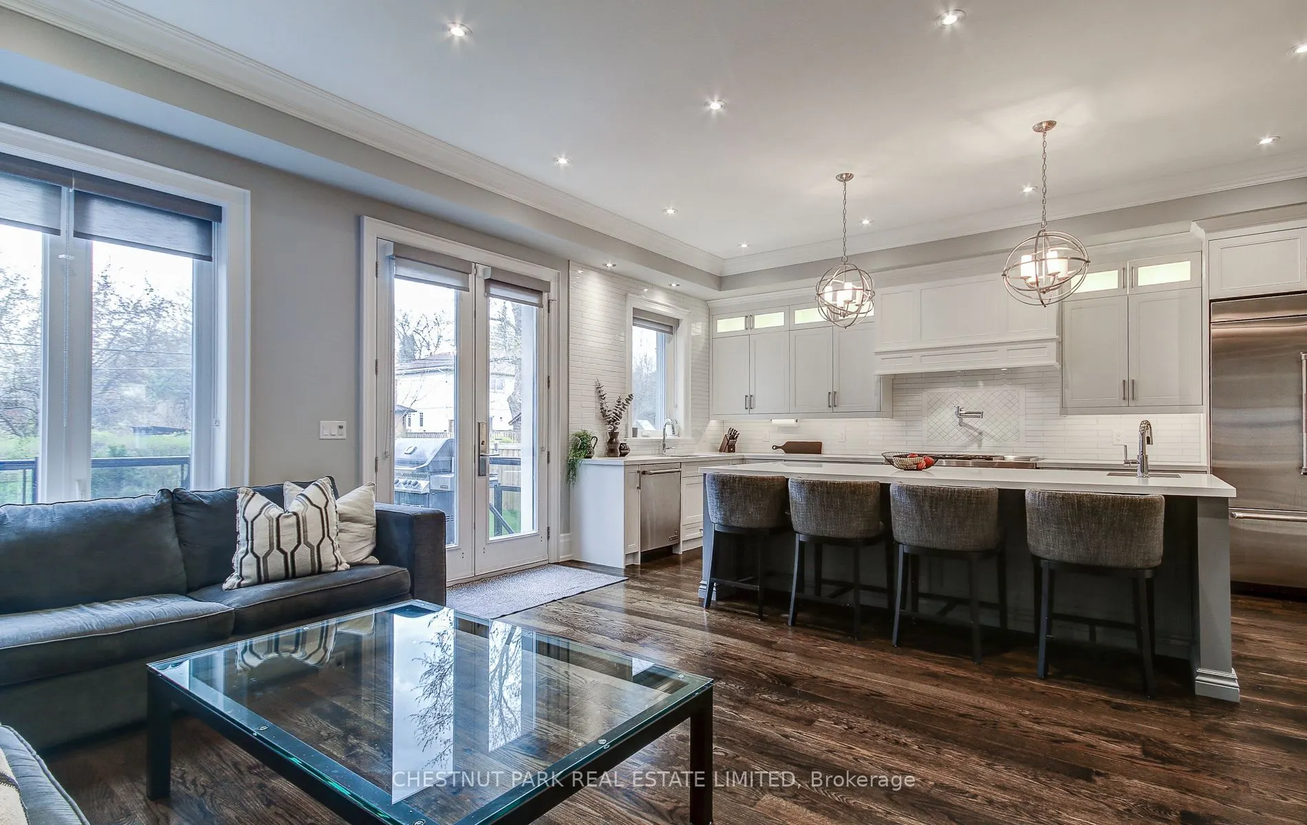 22 Lesmar Drive