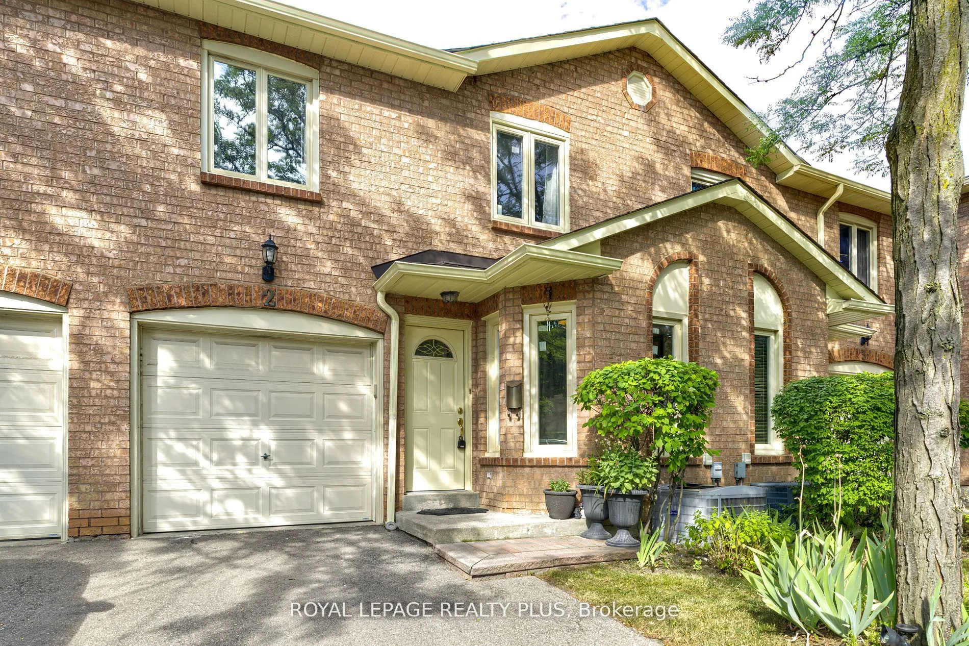 5020 Delaware Drive, #2