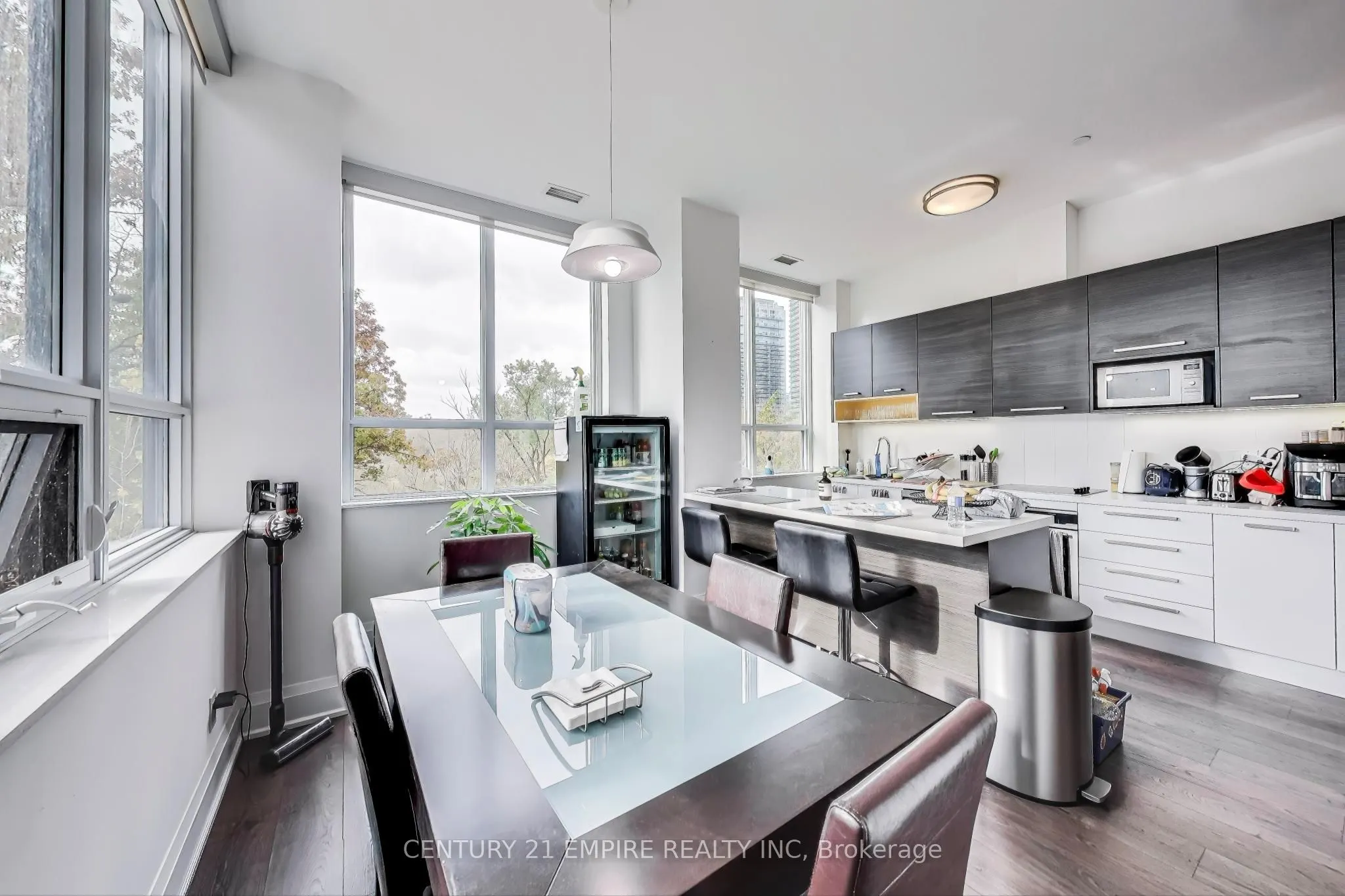 36 Park Lawn Road, #203