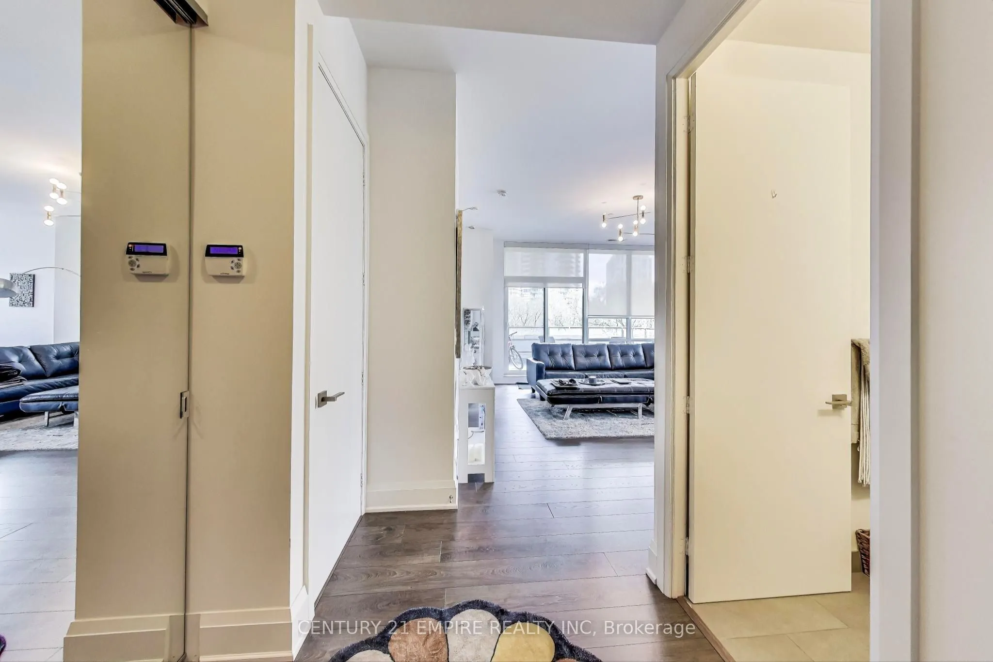 36 Park Lawn Road, #203