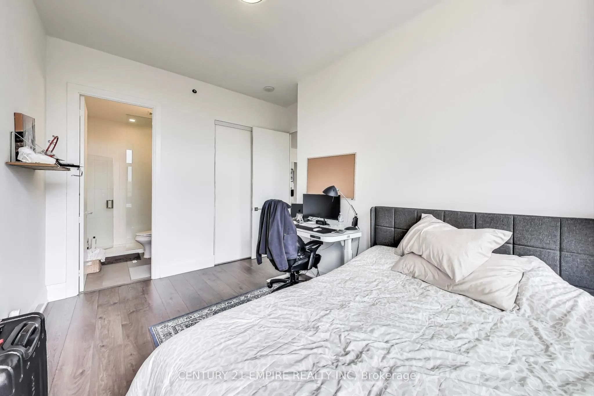 36 Park Lawn Road, #203