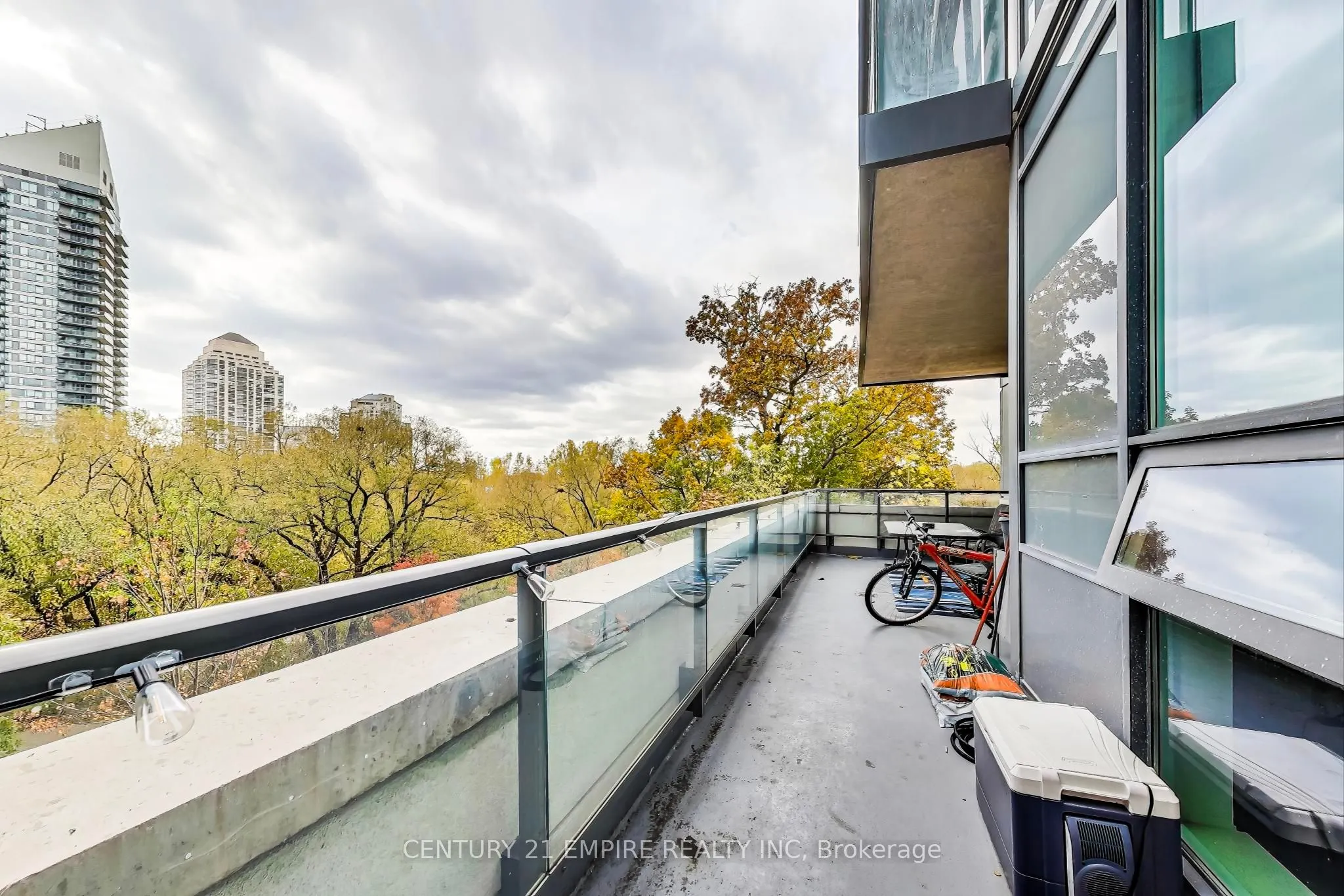 36 Park Lawn Road, #203
