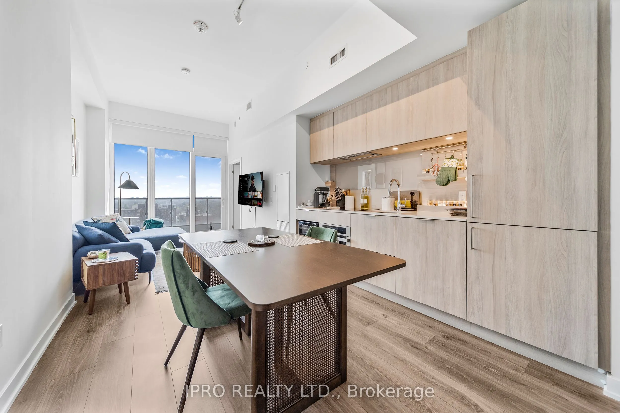 28 Ann Street, #1412