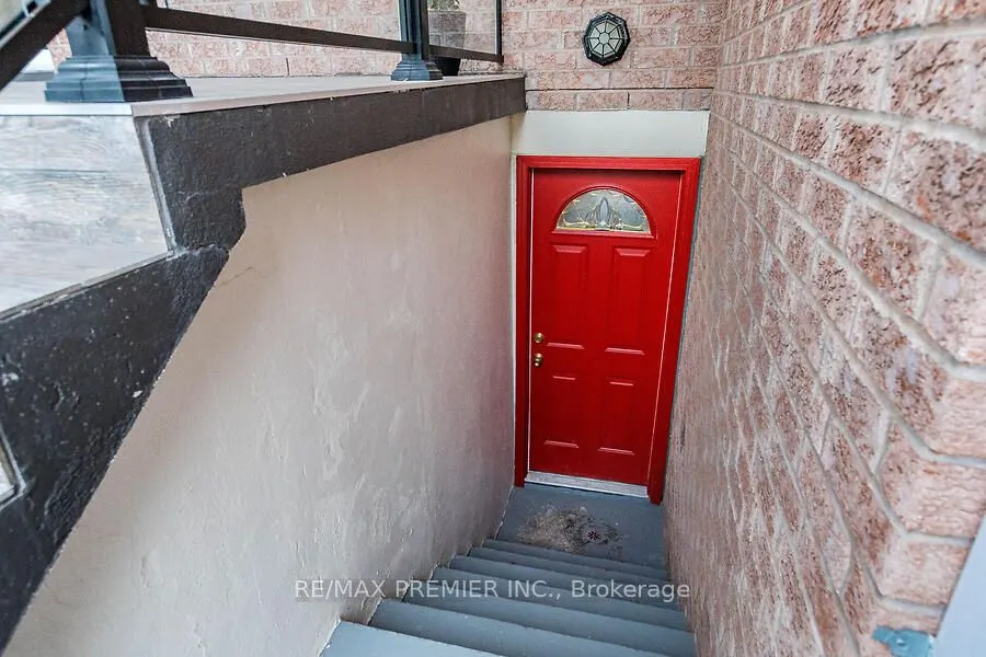 88A Foch Avenue