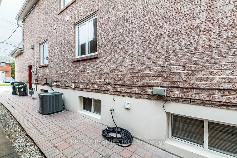88A Foch Avenue