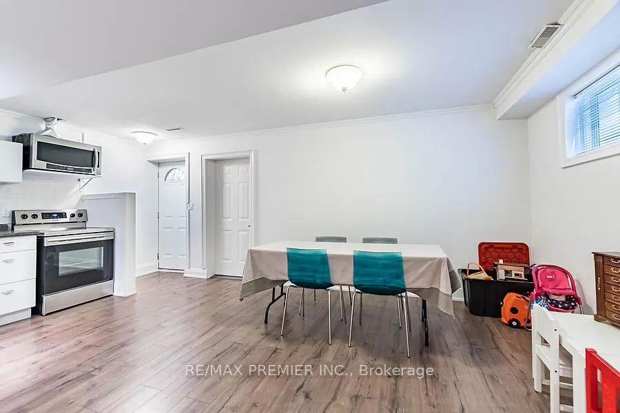 88A Foch Avenue
