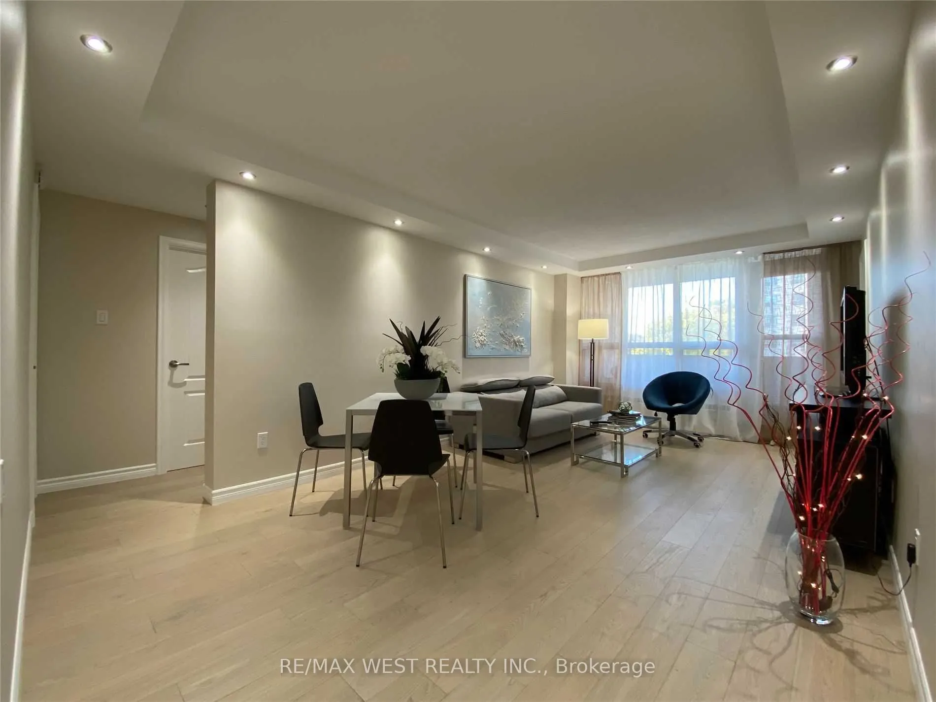 45 Southport Street, #503