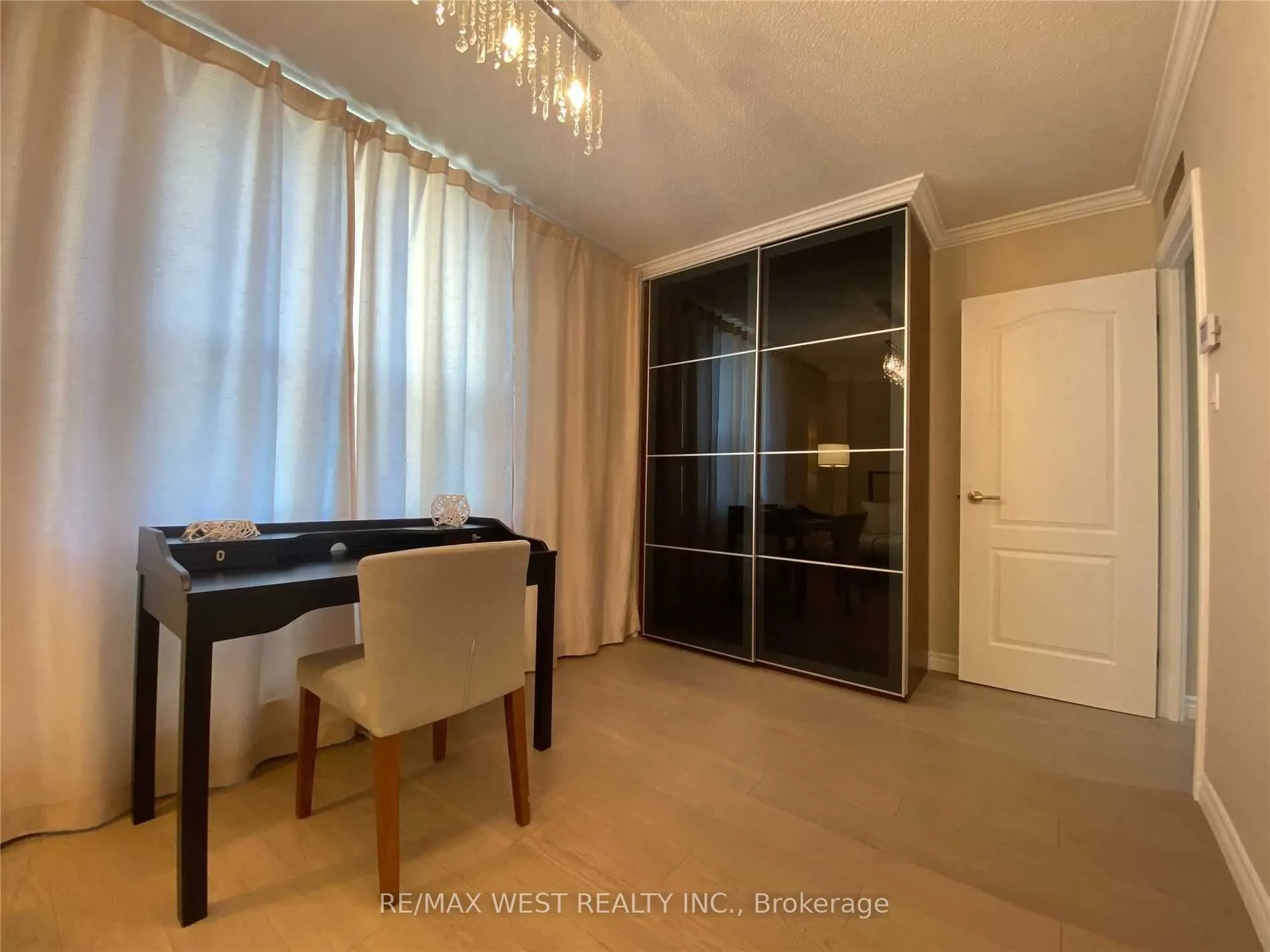 45 Southport Street, #503
