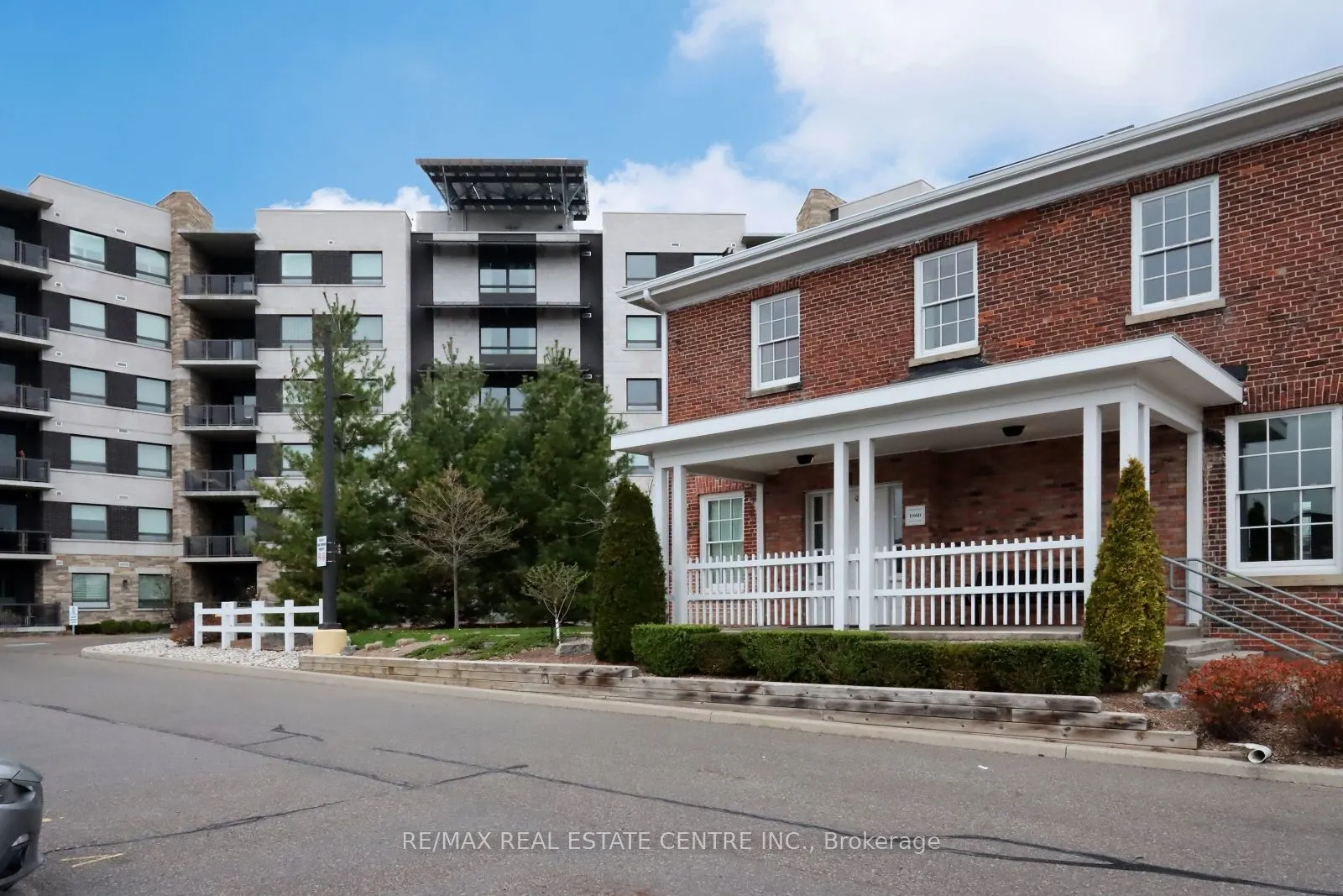 33 Whitmer Street, #406