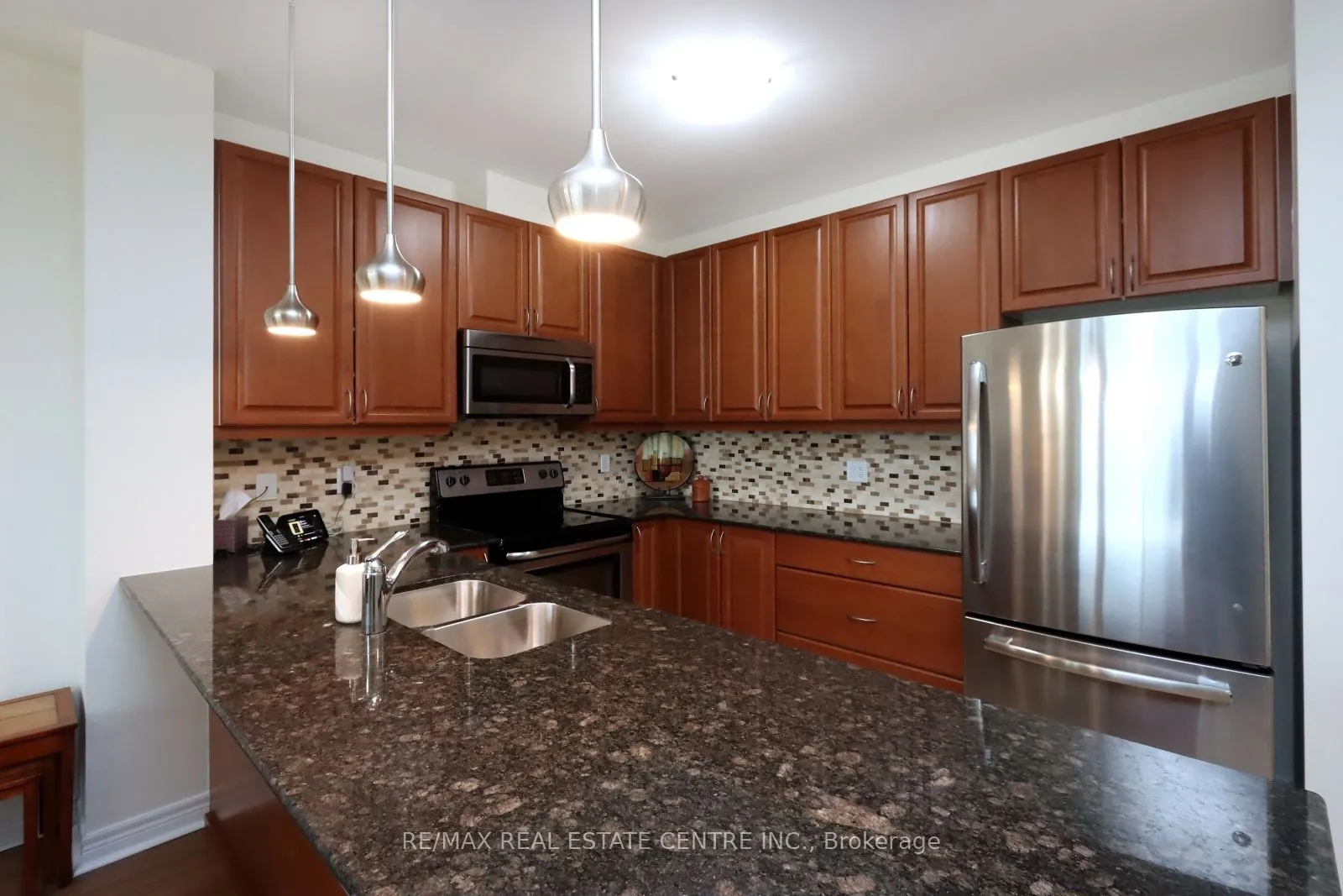 33 Whitmer Street, #406