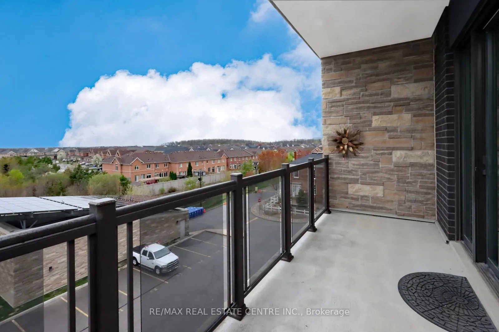 33 Whitmer Street, #406