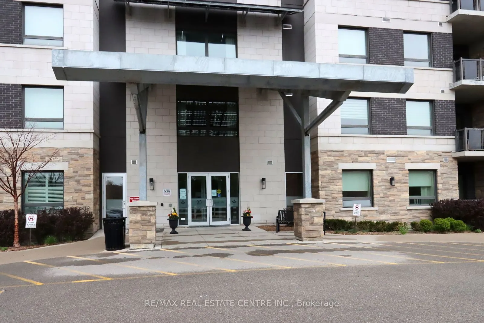 33 Whitmer Street, #406