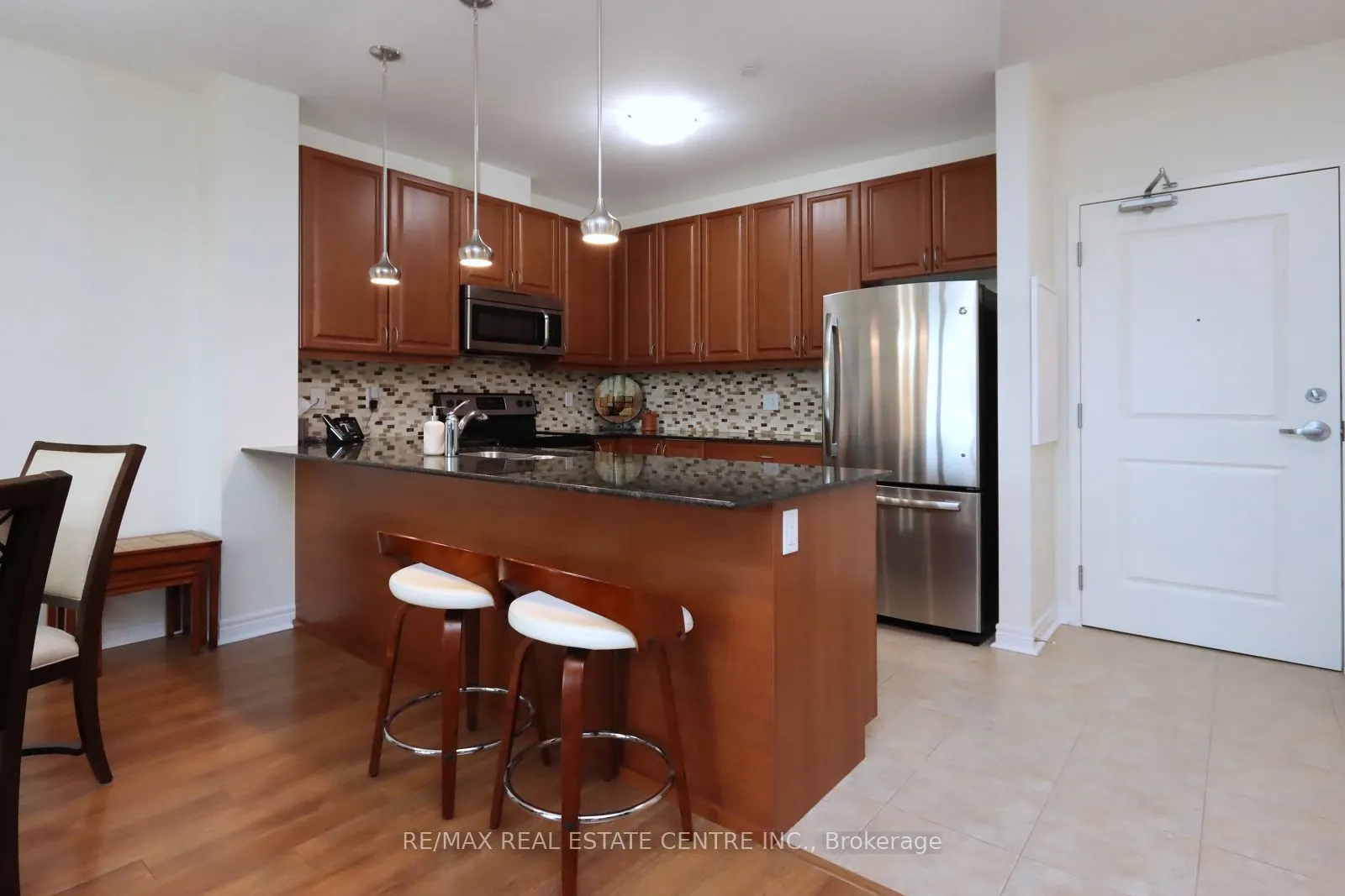 33 Whitmer Street, #406