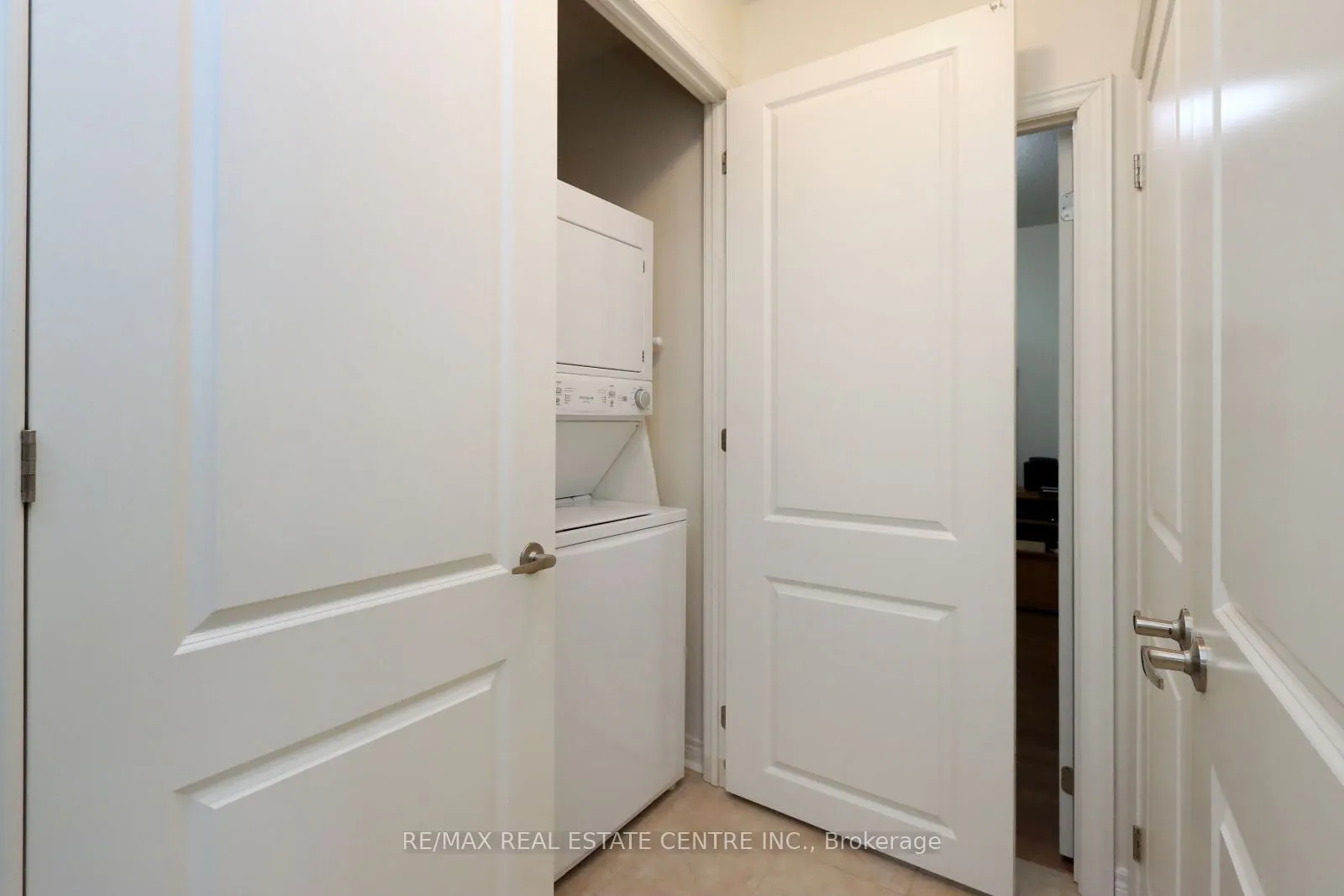 33 Whitmer Street, #406