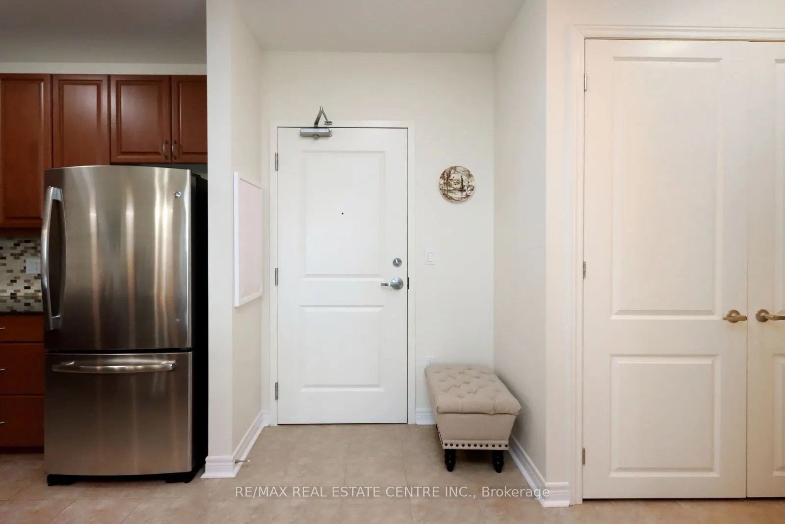 33 Whitmer Street, #406