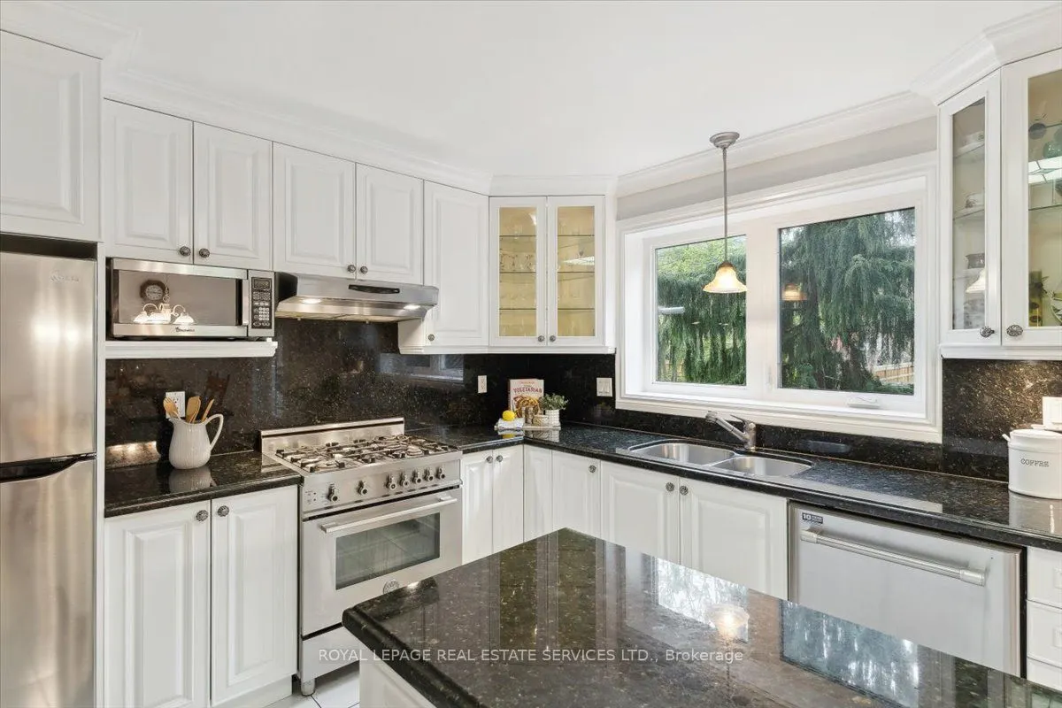 116 Clement Road