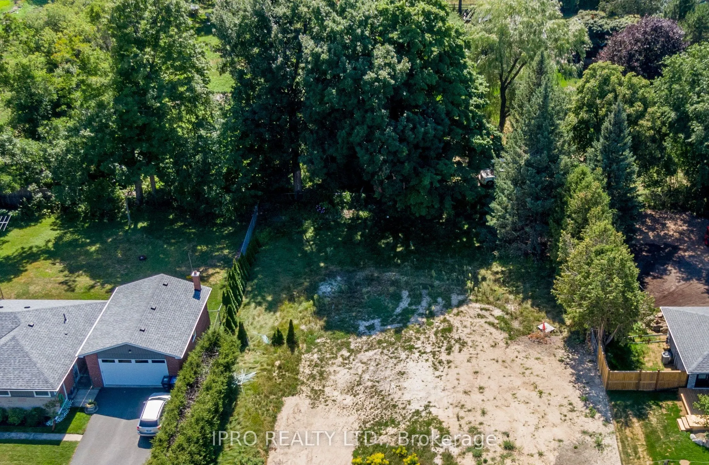 9 Maple Grove Road