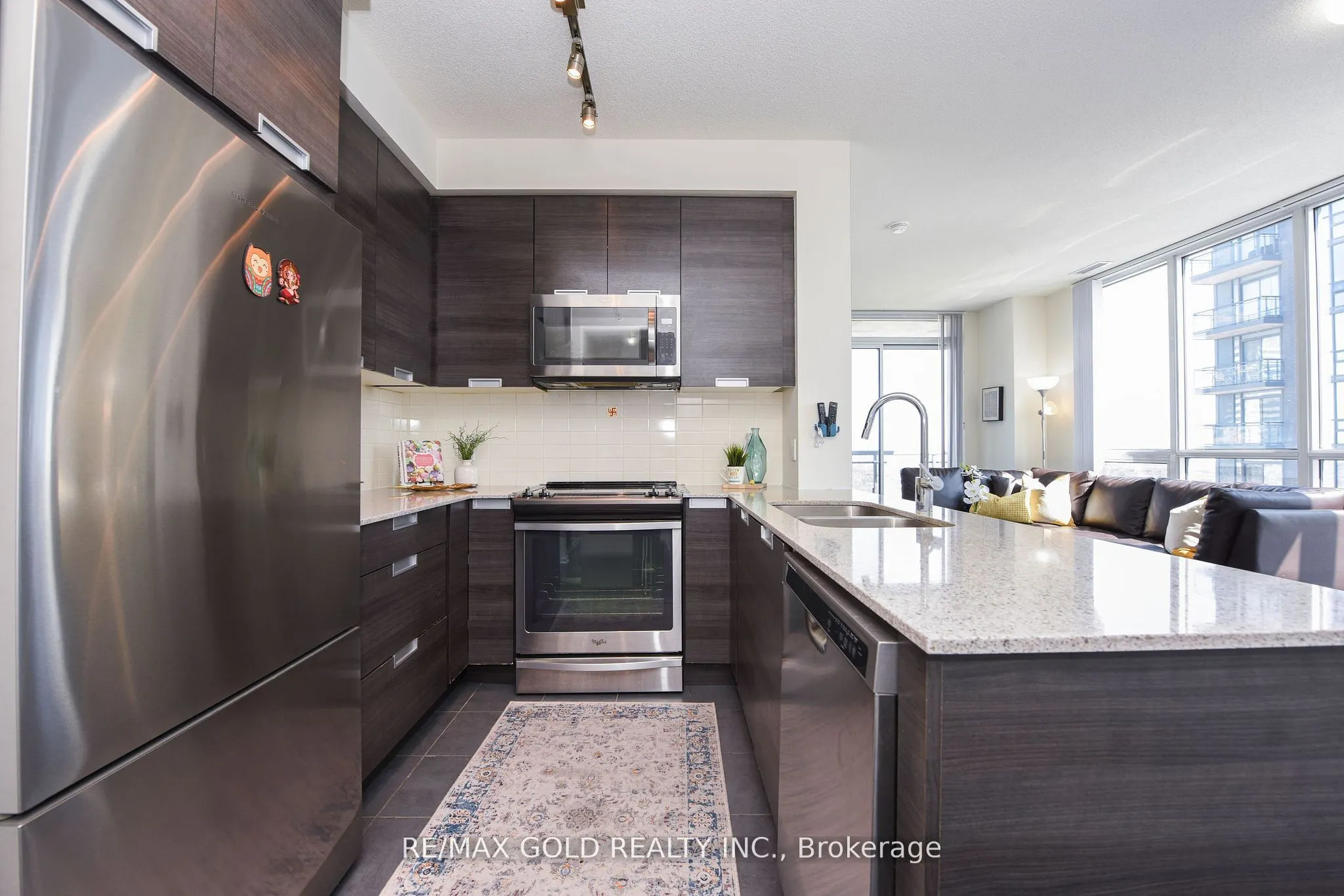 5033 Four Spring Avenue N, #1919