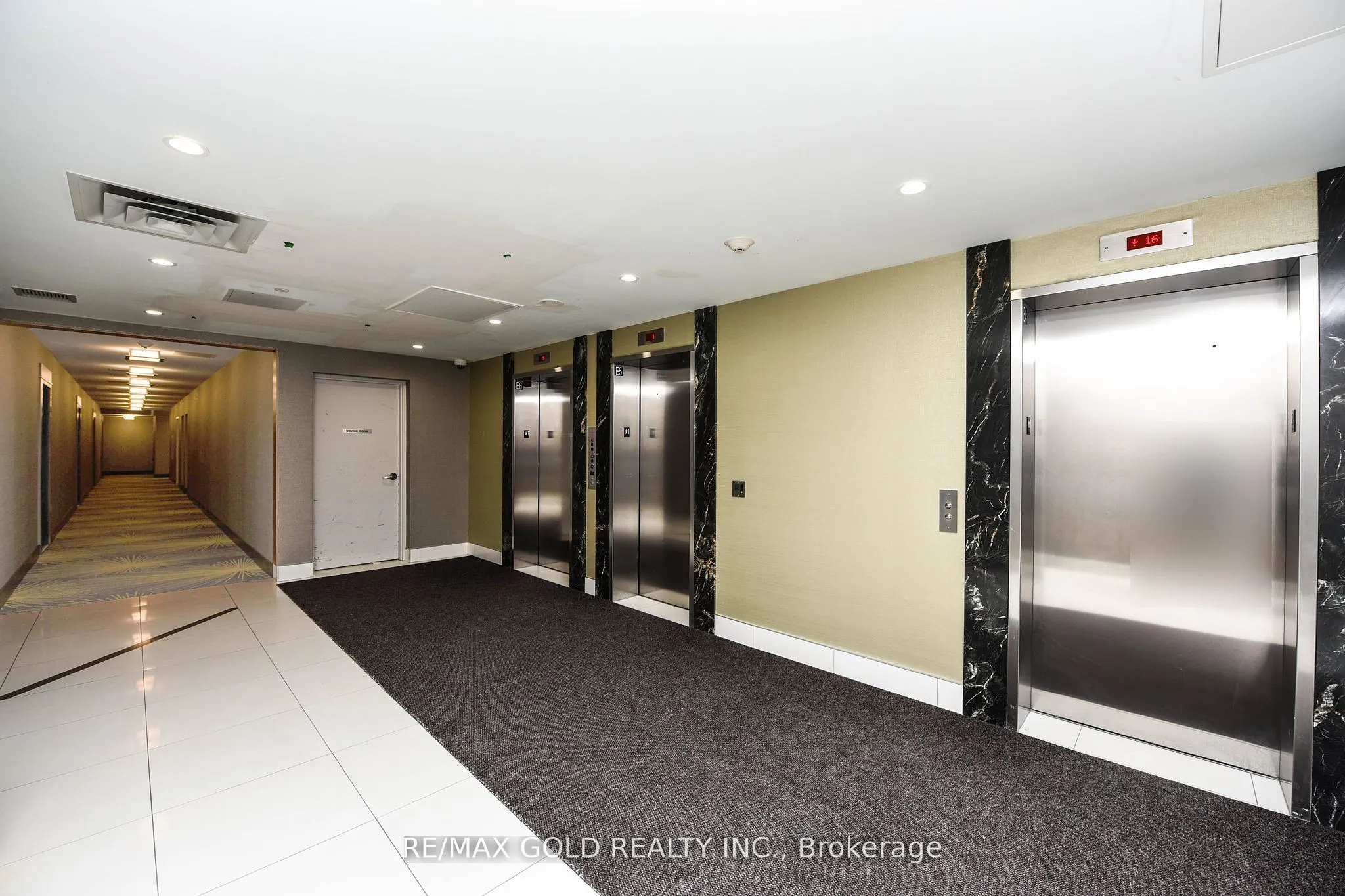 5033 Four Spring Avenue N, #1919