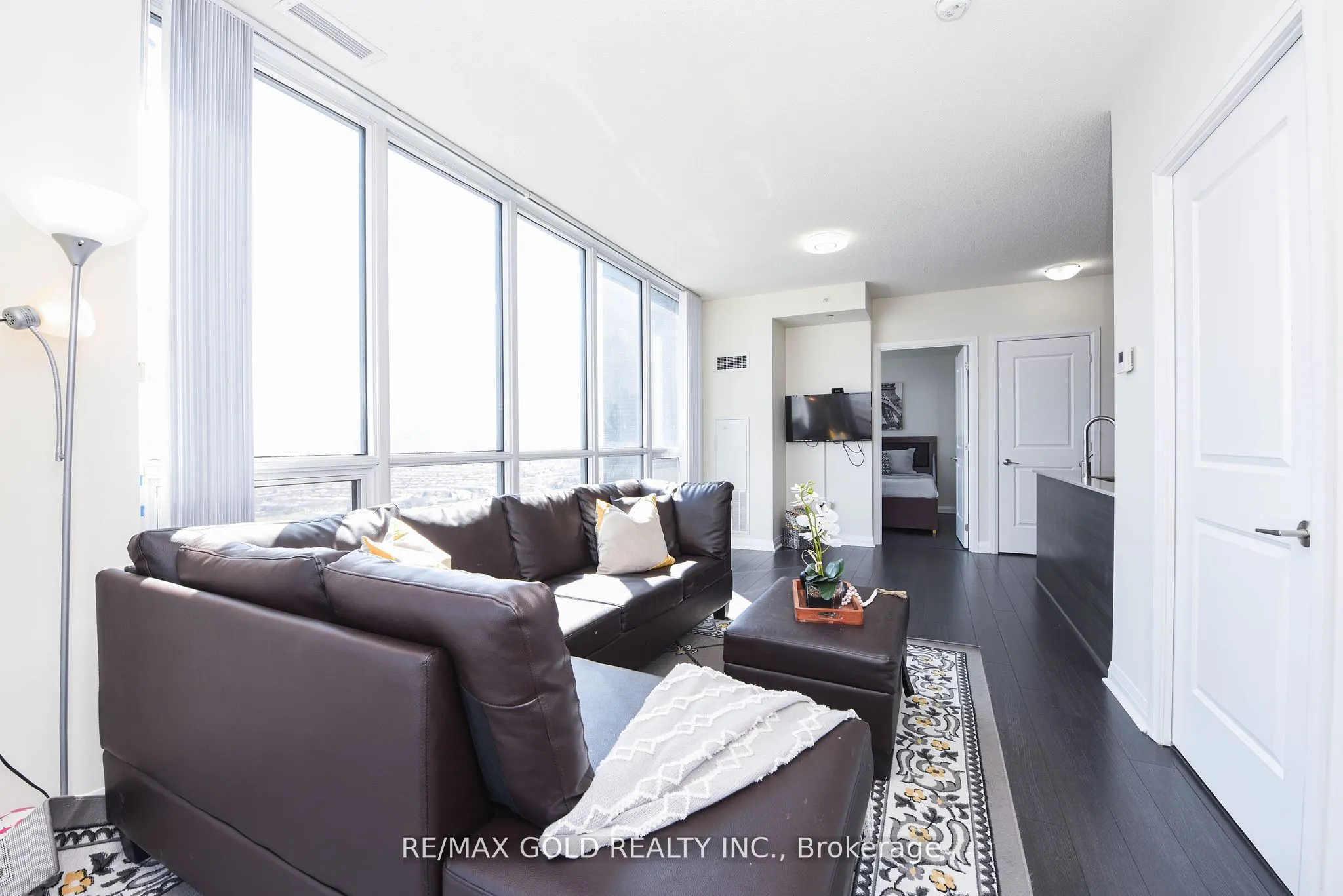 5033 Four Spring Avenue N, #1919