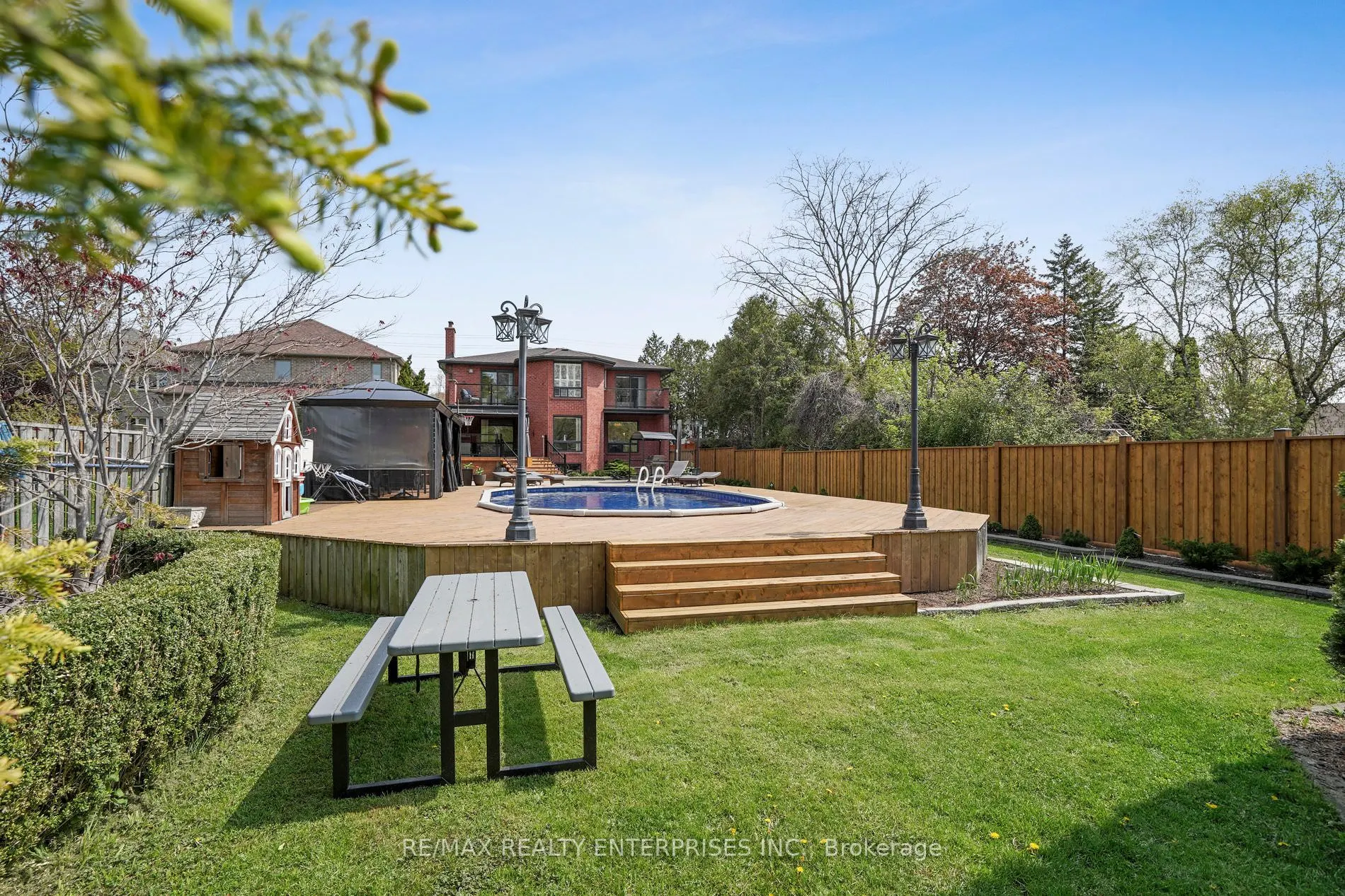 1414 Cawthra Road