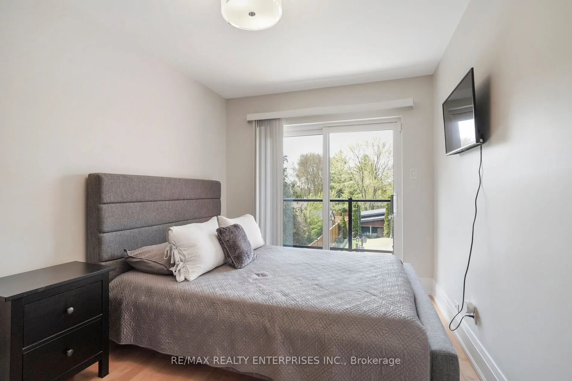 1414 Cawthra Road