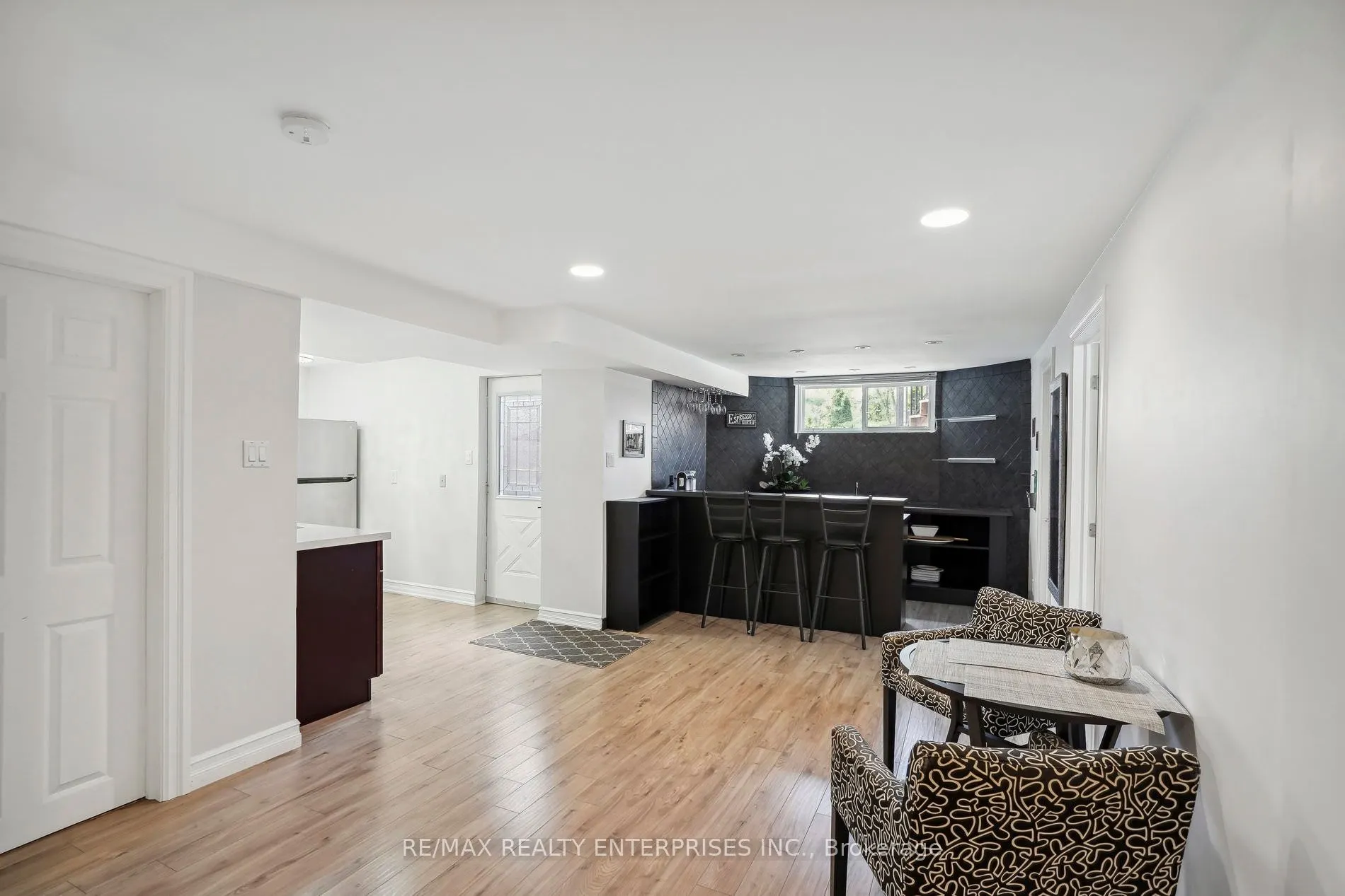 1414 Cawthra Road