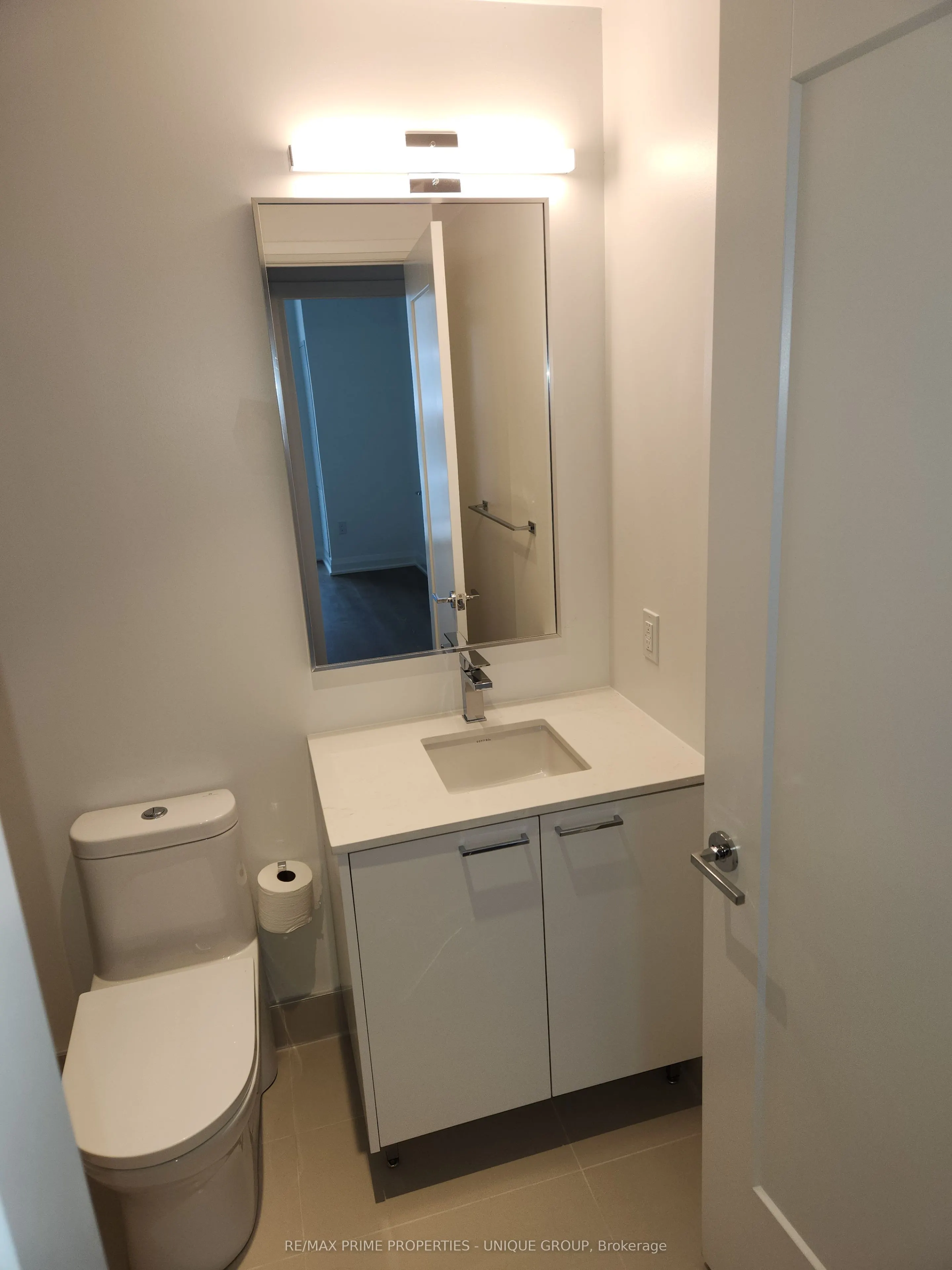 293 The Kingsway #412