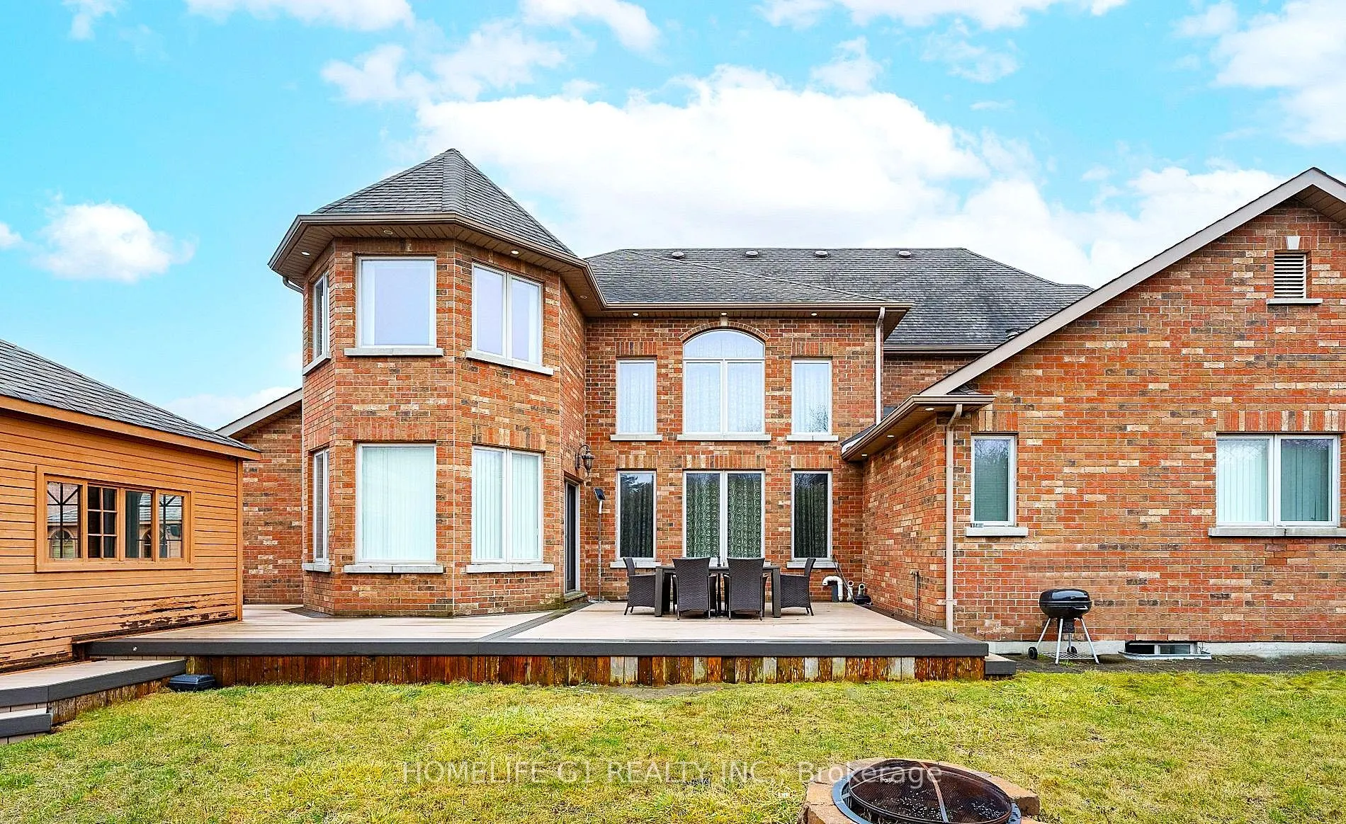 2489 Olinda Court