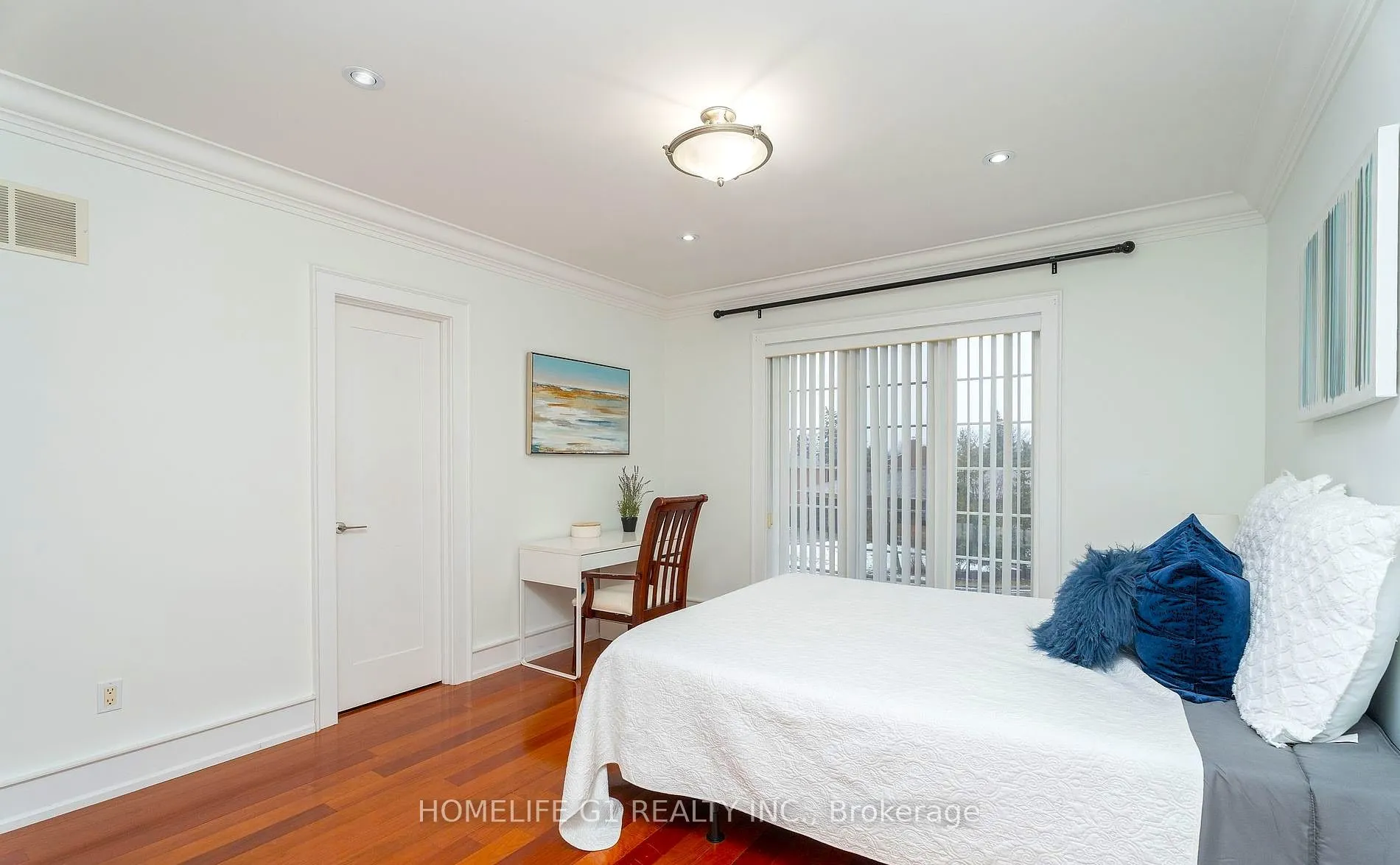 2489 Olinda Court