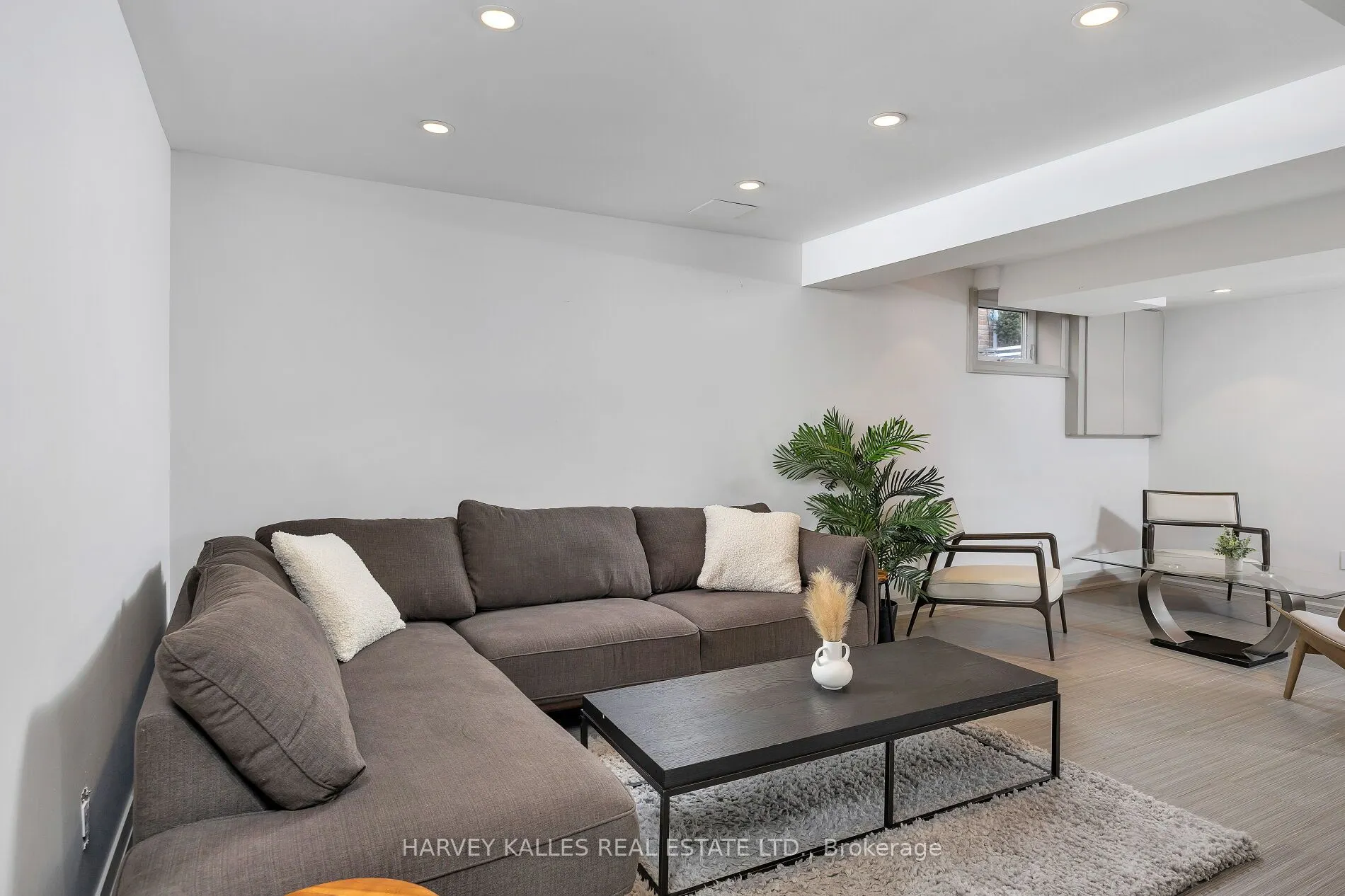 59 Edgevalley Drive