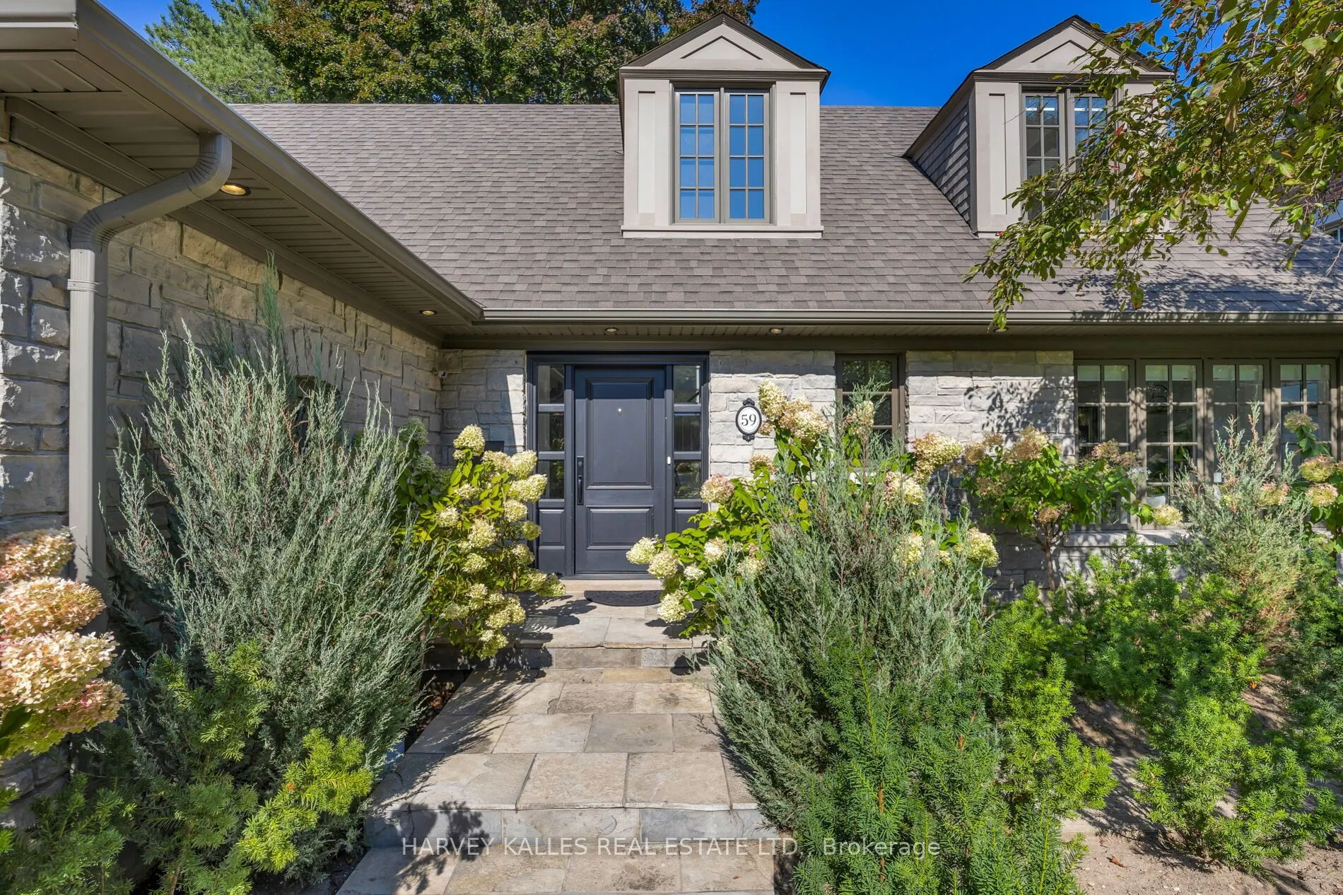 59 Edgevalley Drive