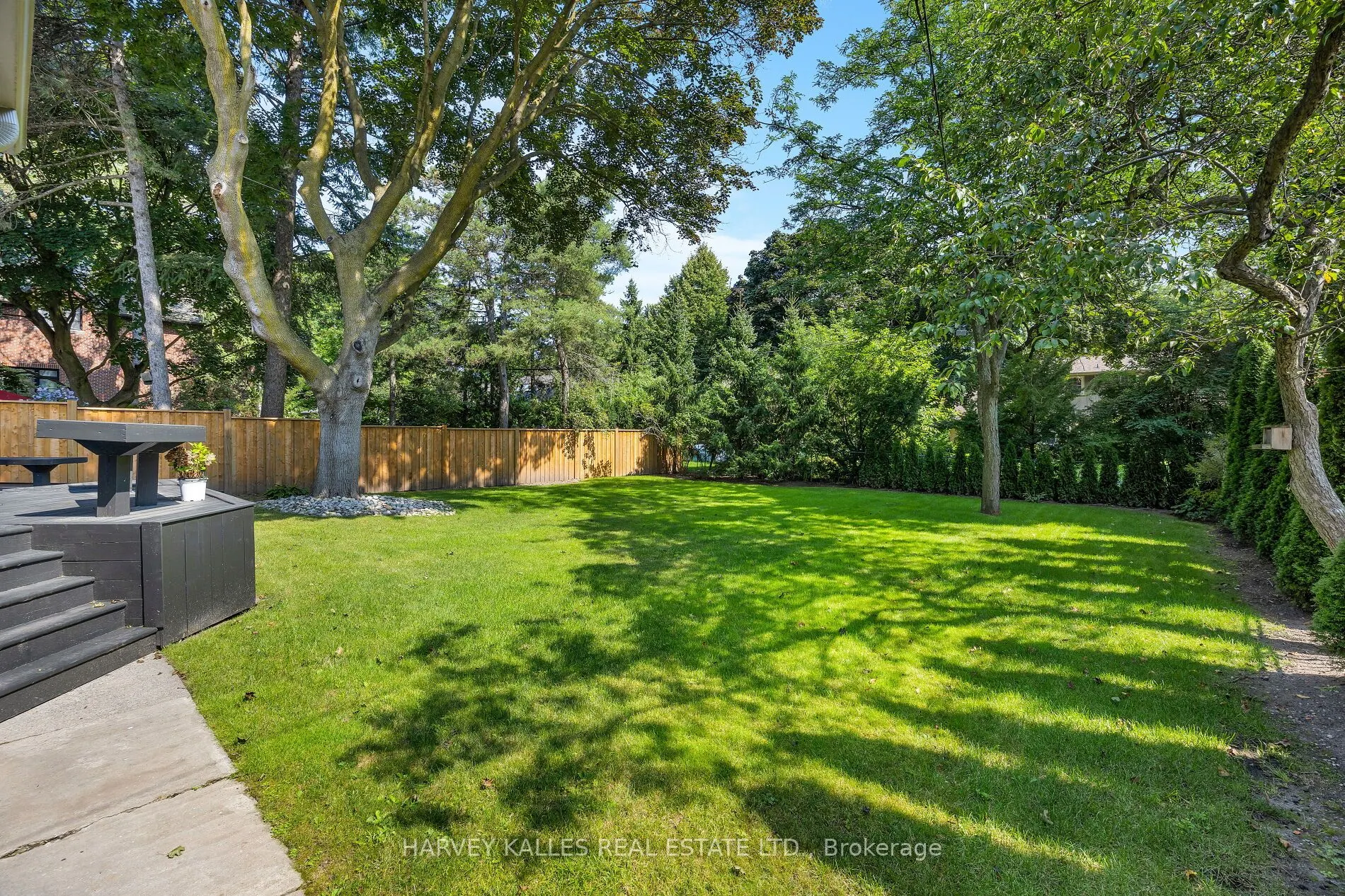 59 Edgevalley Drive