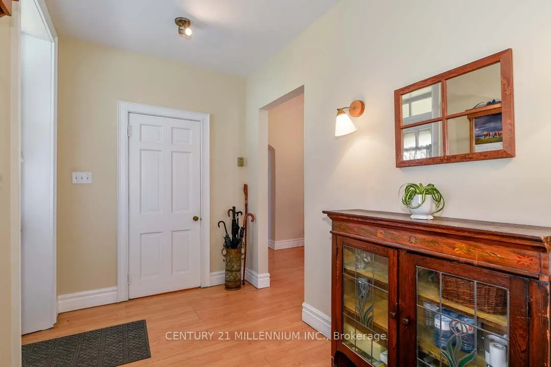 1380 Queen Street W