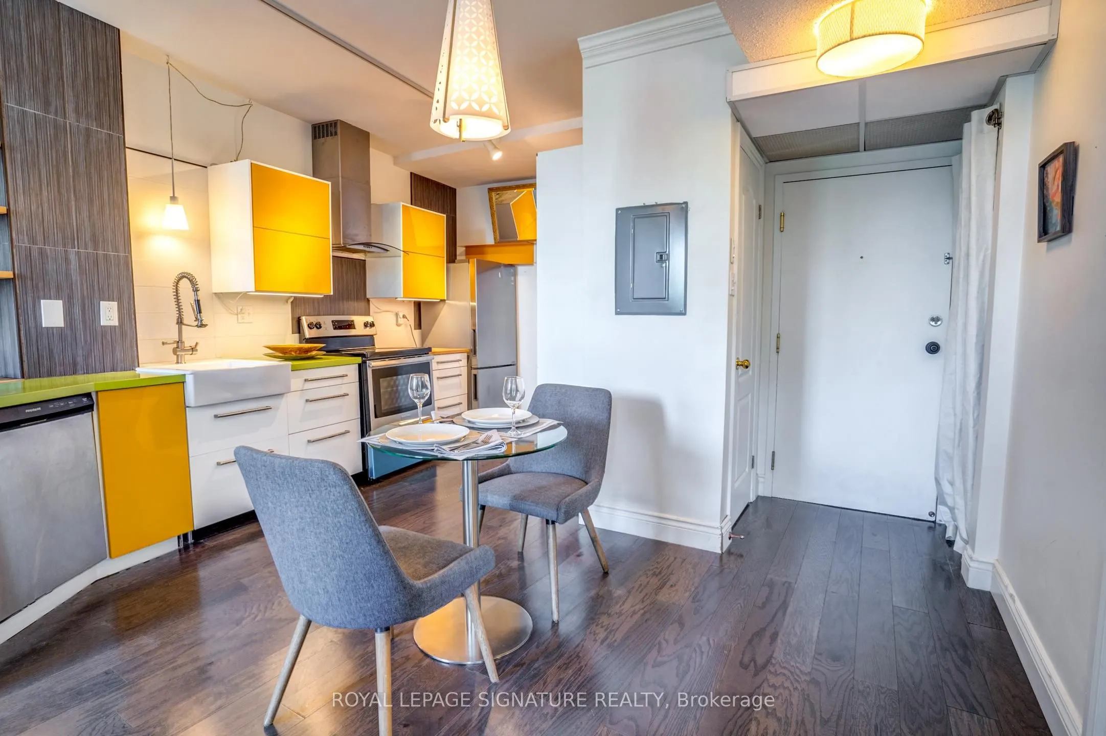 2874 Keele Street, #304