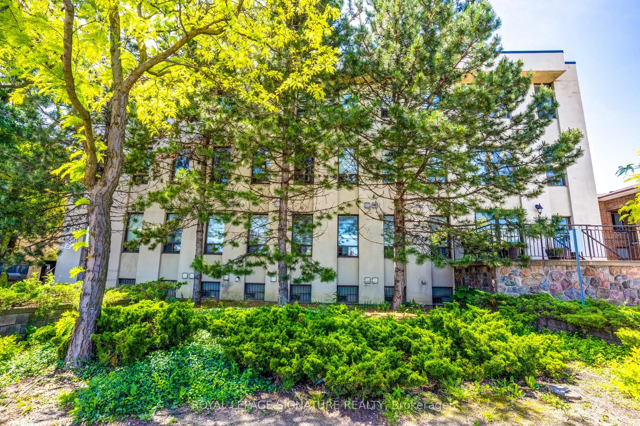 2874 Keele Street, #304