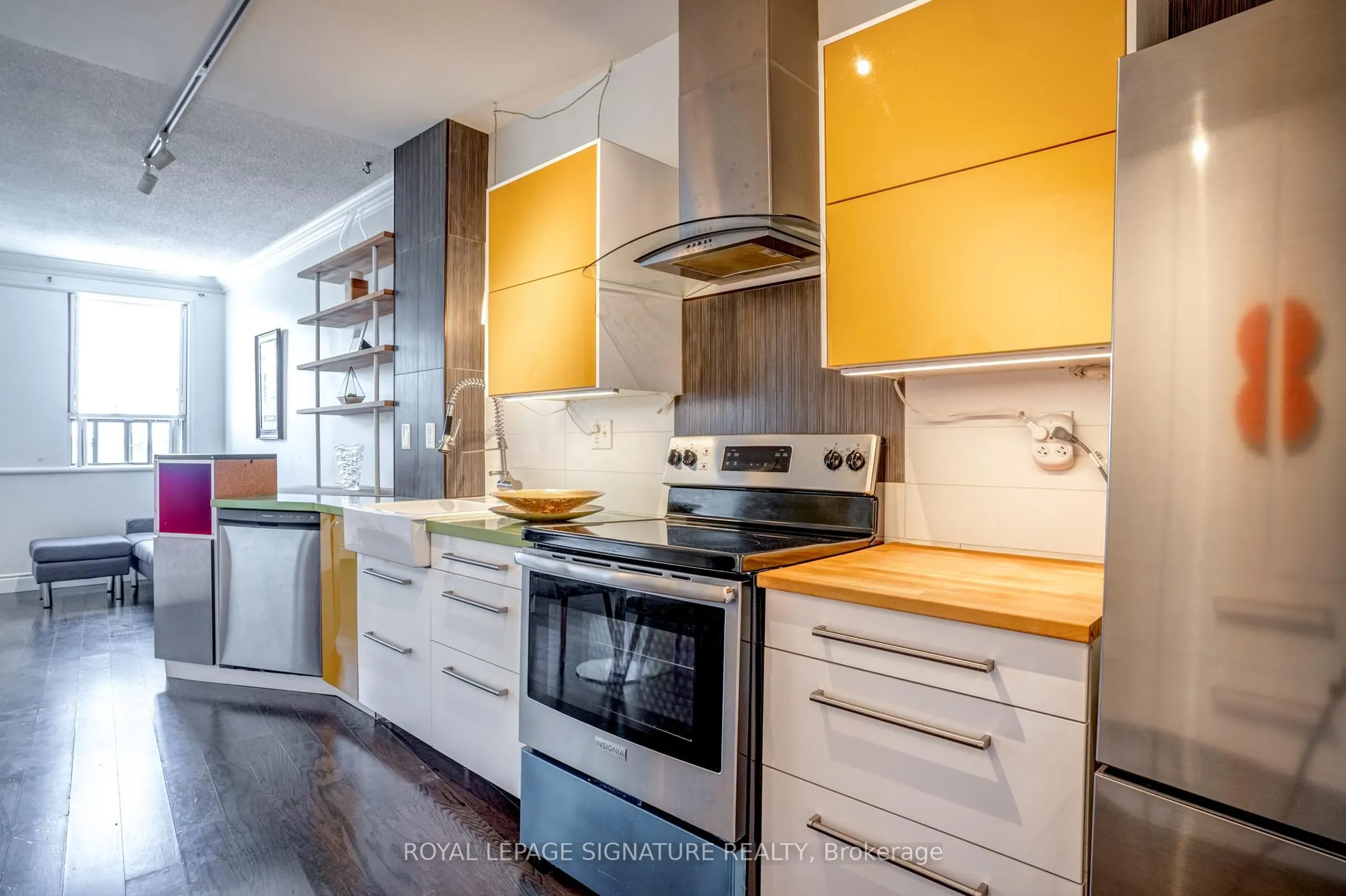 2874 Keele Street, #304