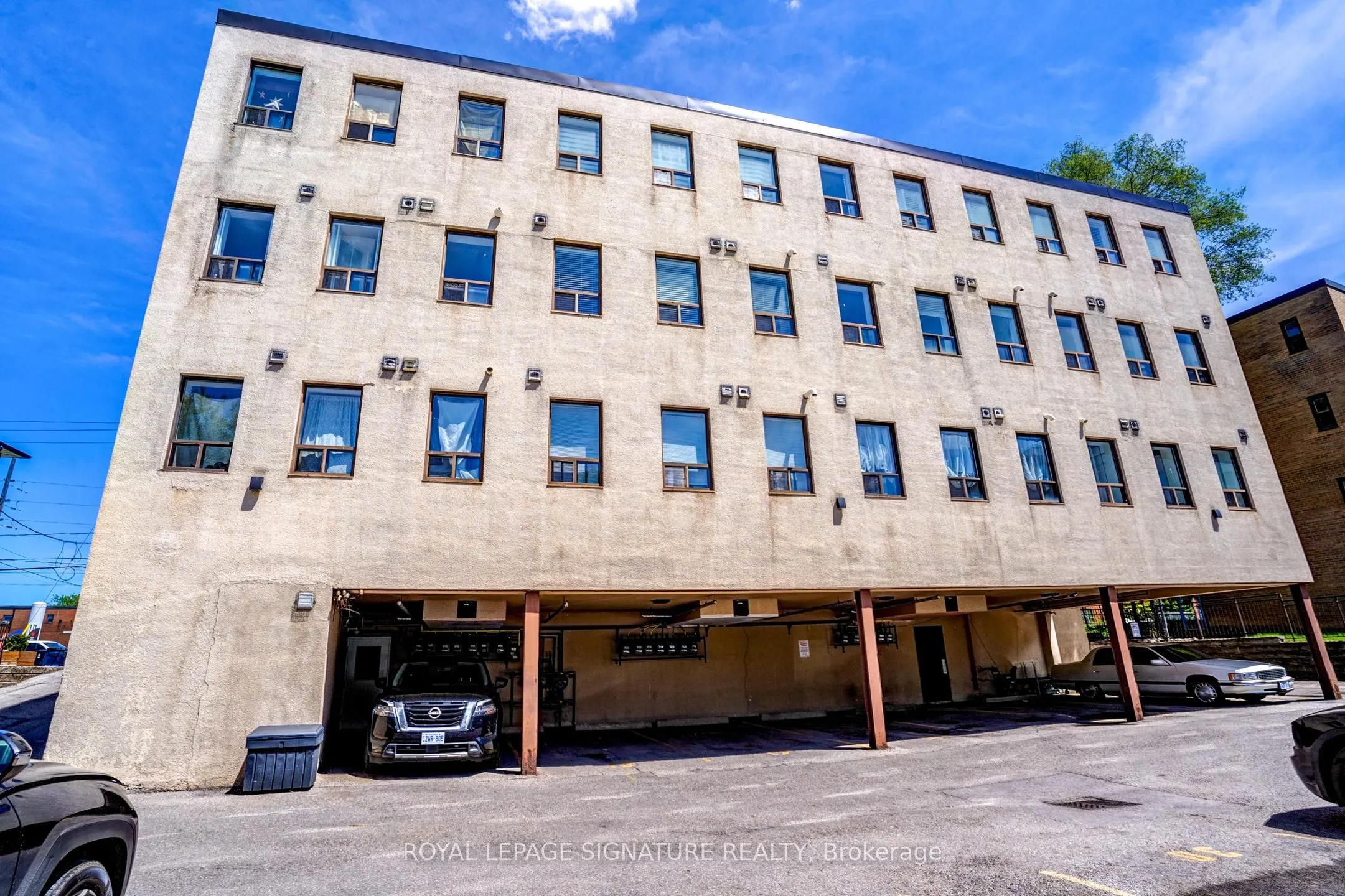 2874 Keele Street, #304