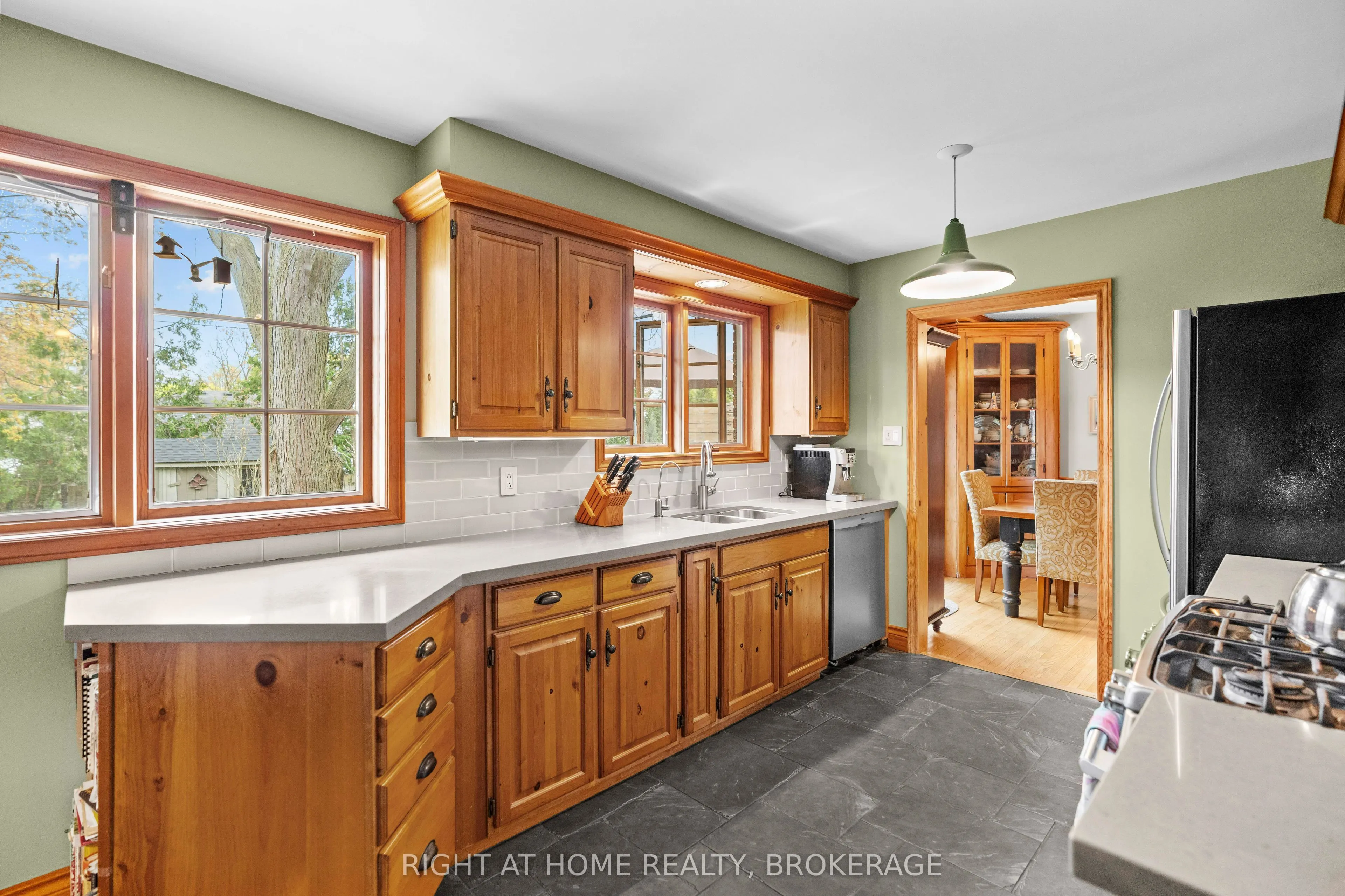 508 Kenmarr Crescent