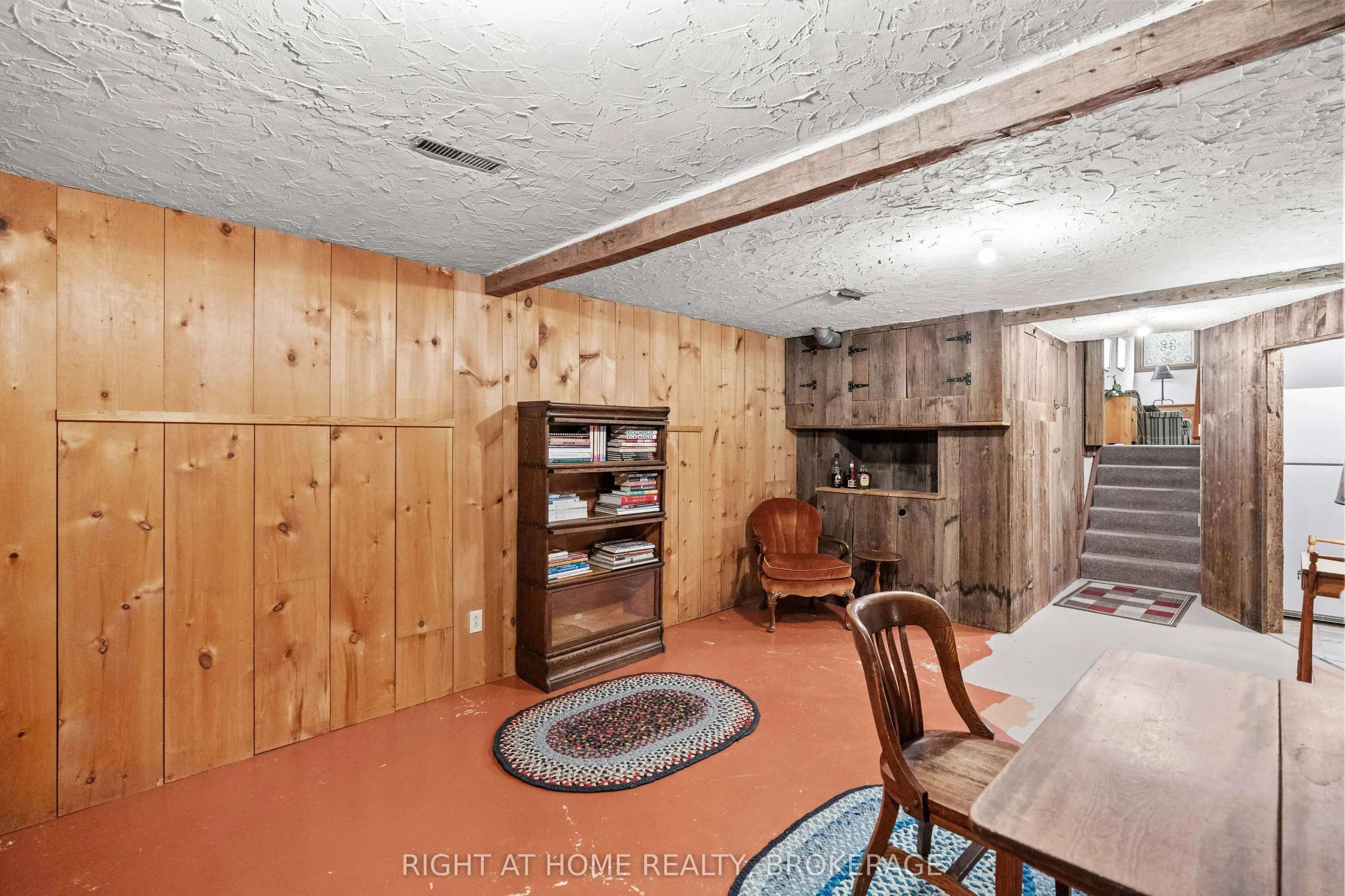 508 Kenmarr Crescent