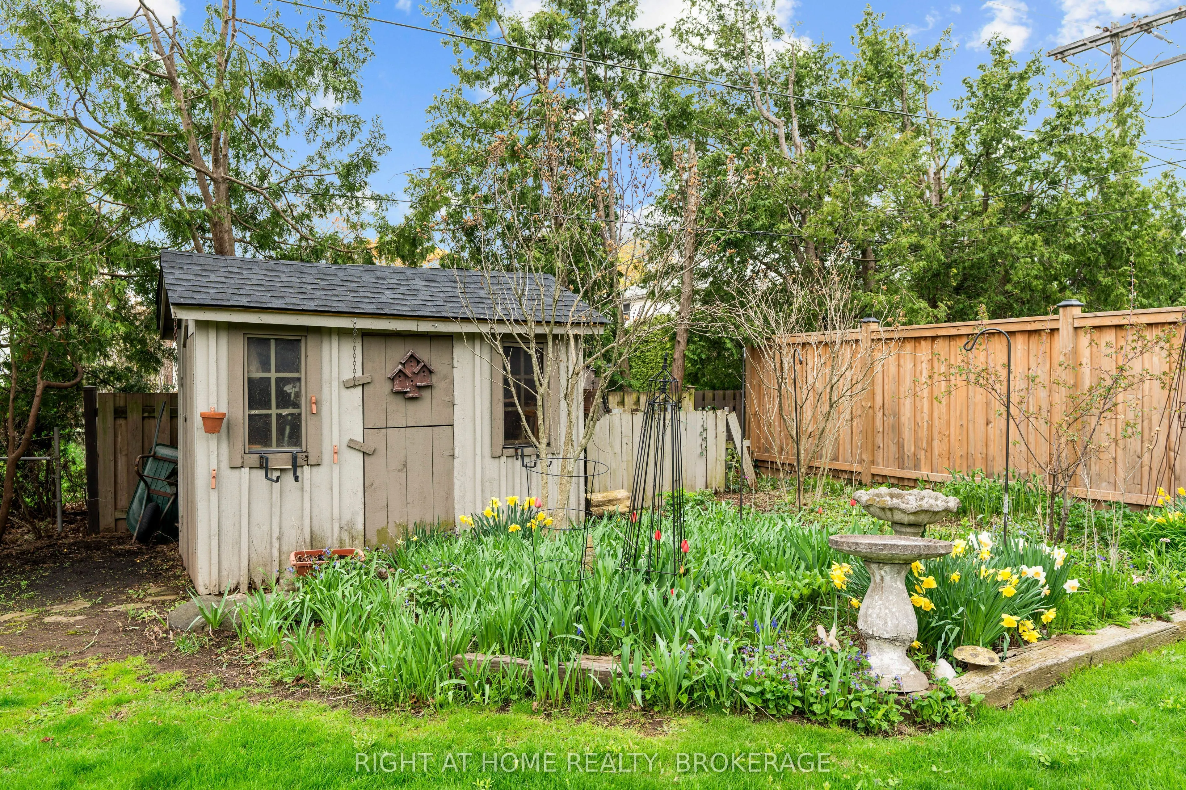 508 Kenmarr Crescent