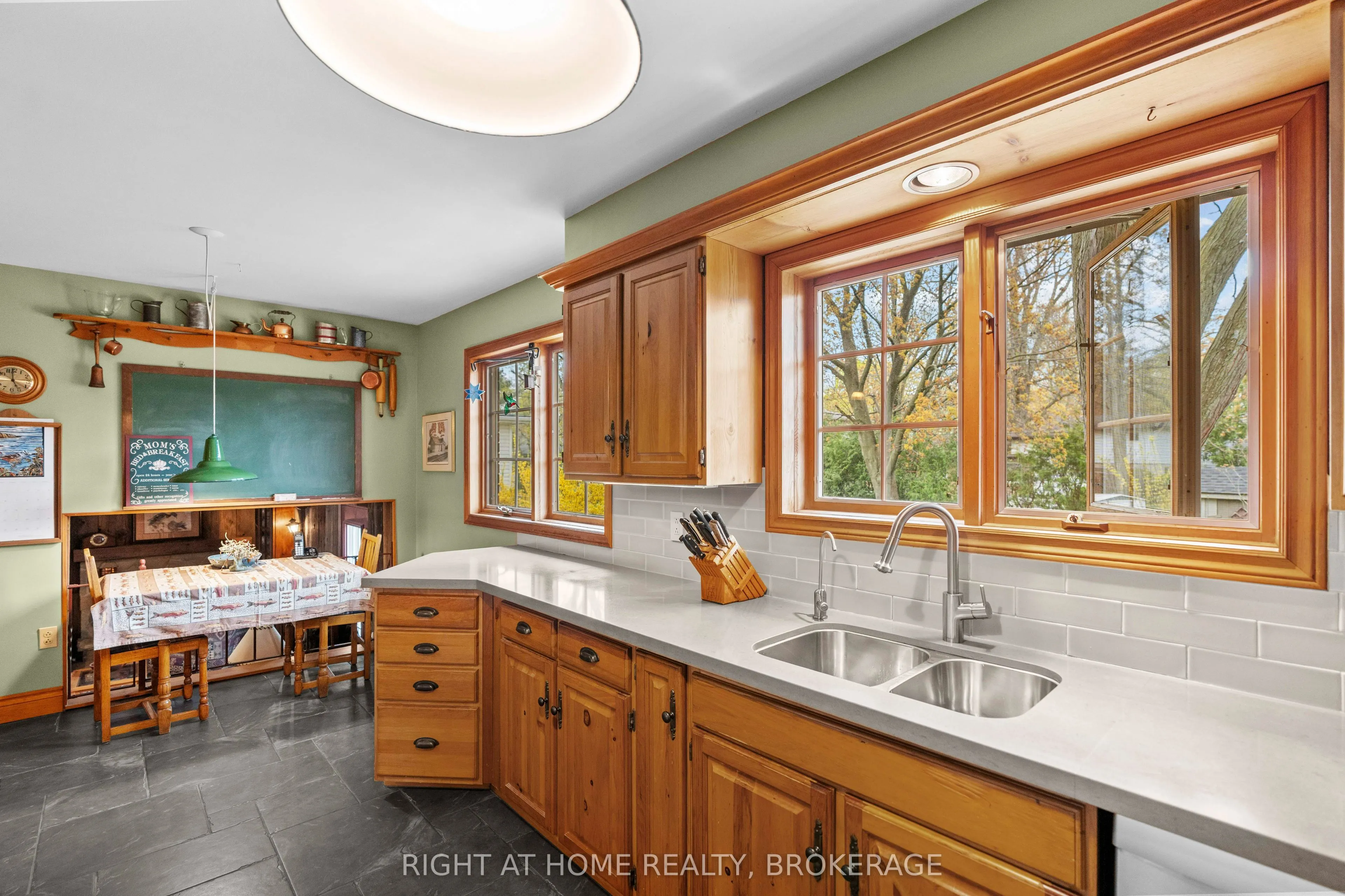 508 Kenmarr Crescent