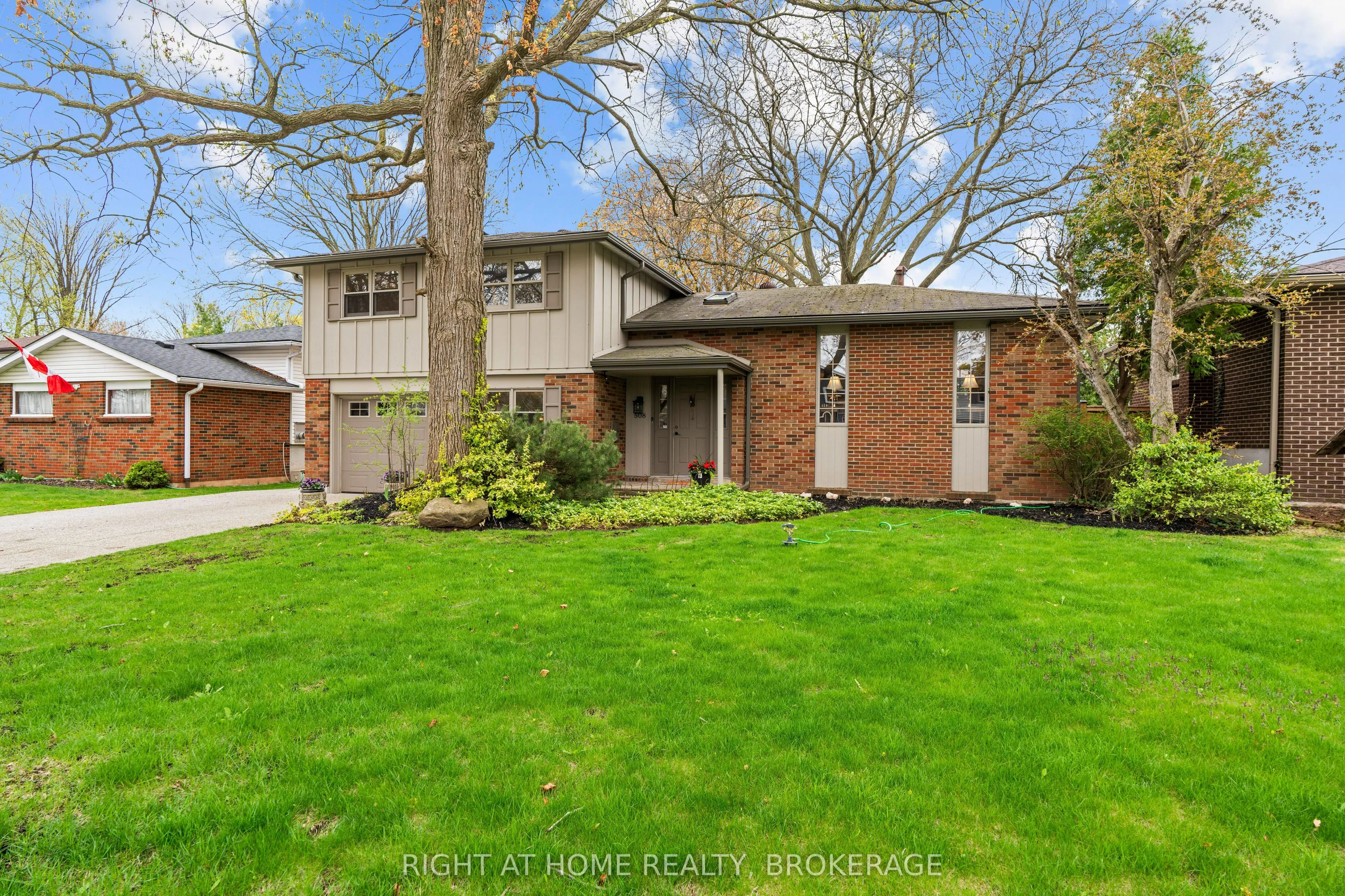 508 Kenmarr Crescent