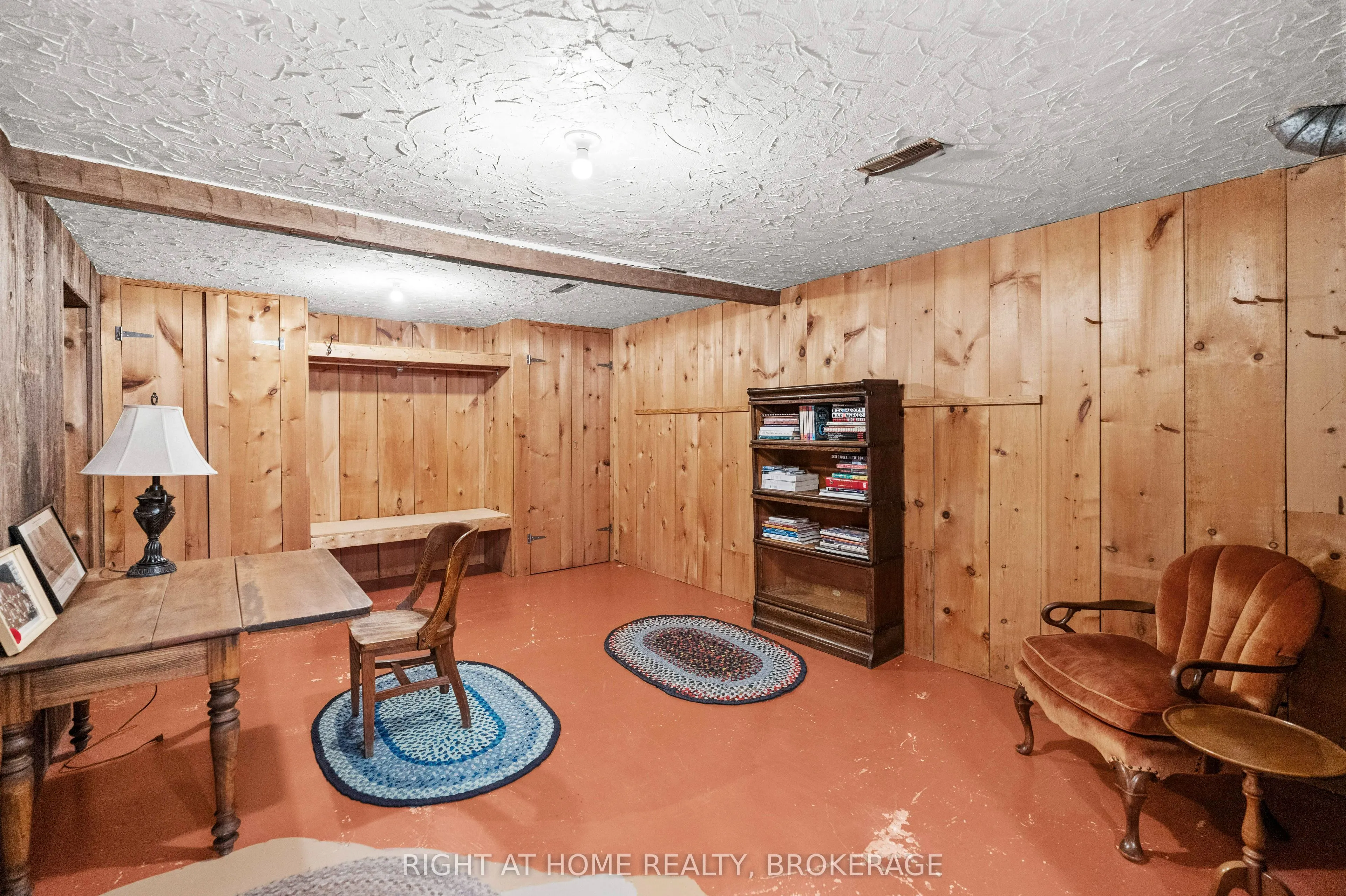 508 Kenmarr Crescent