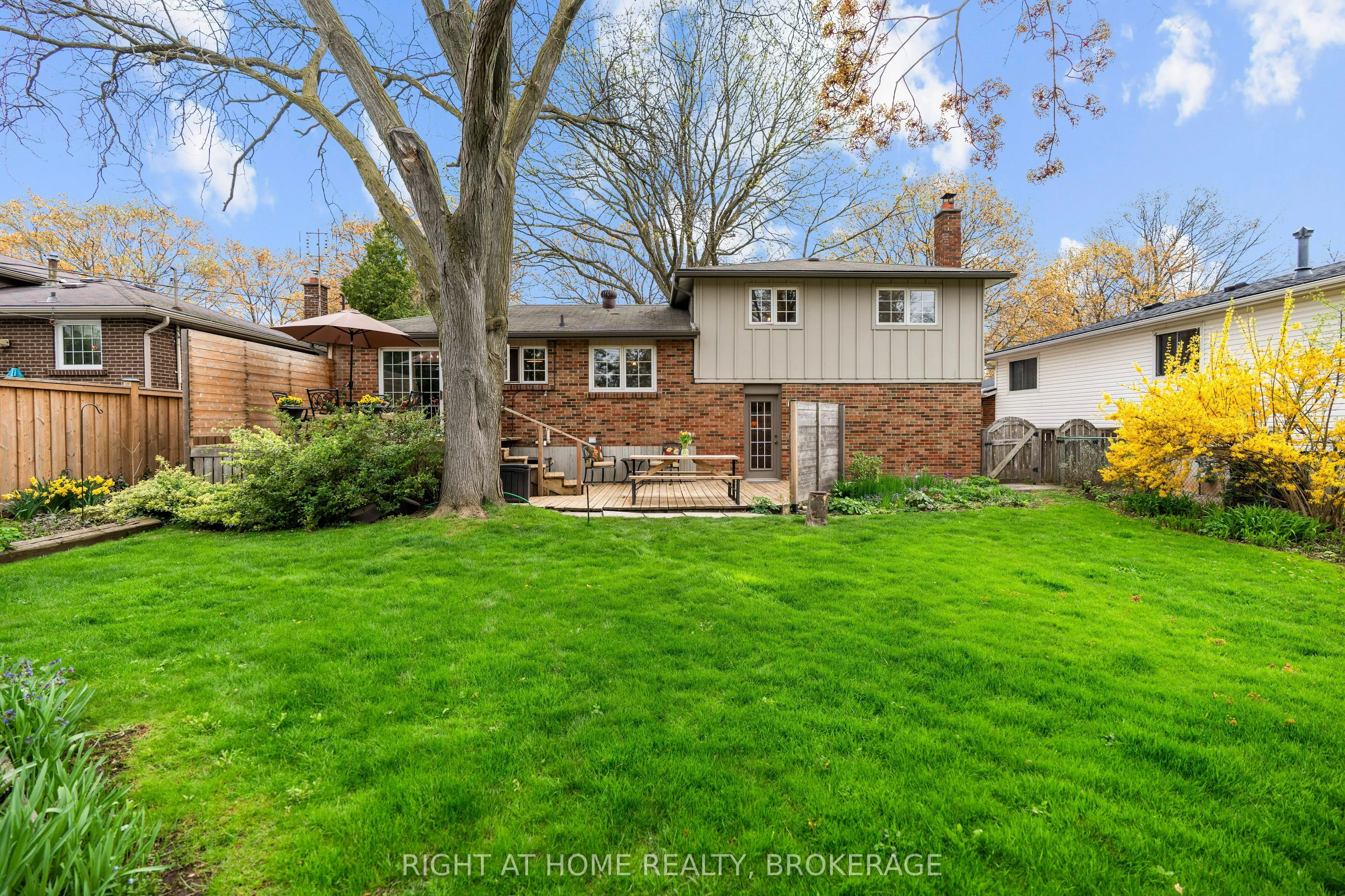 508 Kenmarr Crescent