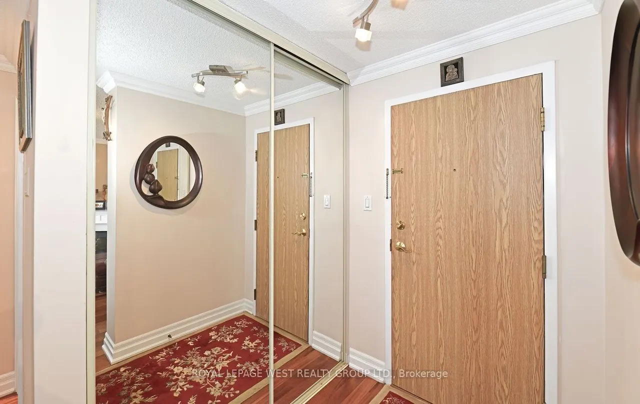 1360 Rathburn Road E, #Ph04