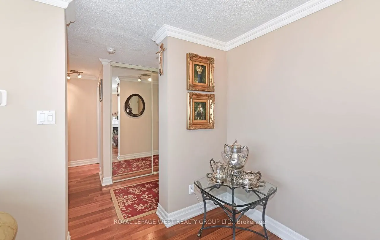 1360 Rathburn Road E, #Ph04