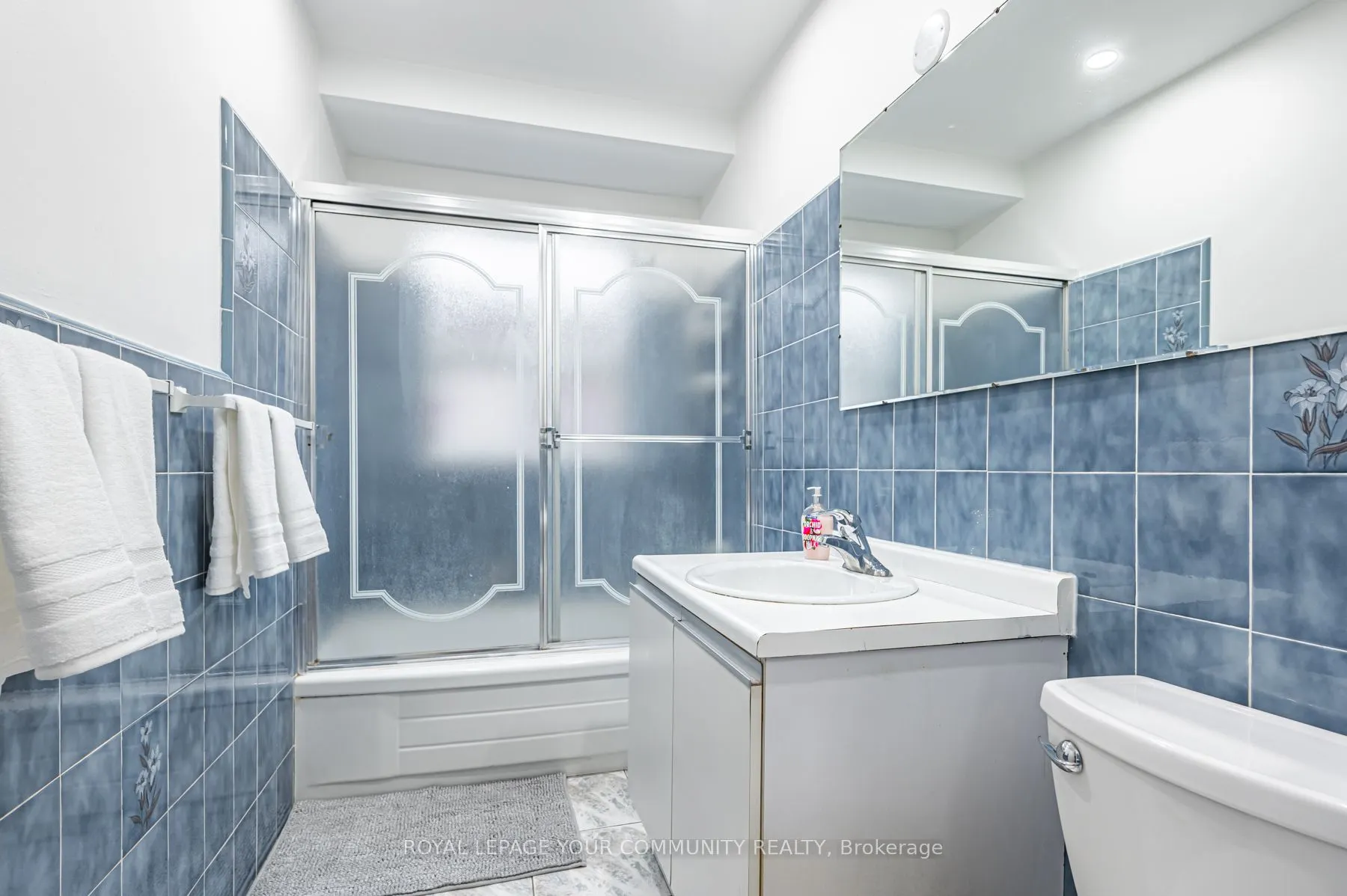 20 Littlewood Crescent, #Main